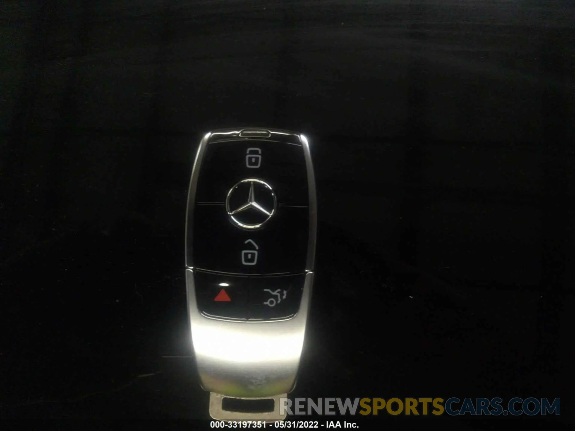 11 Photograph of a damaged car W1K1J5KB5NF181930 MERCEDES-BENZ E-CLASS 2022