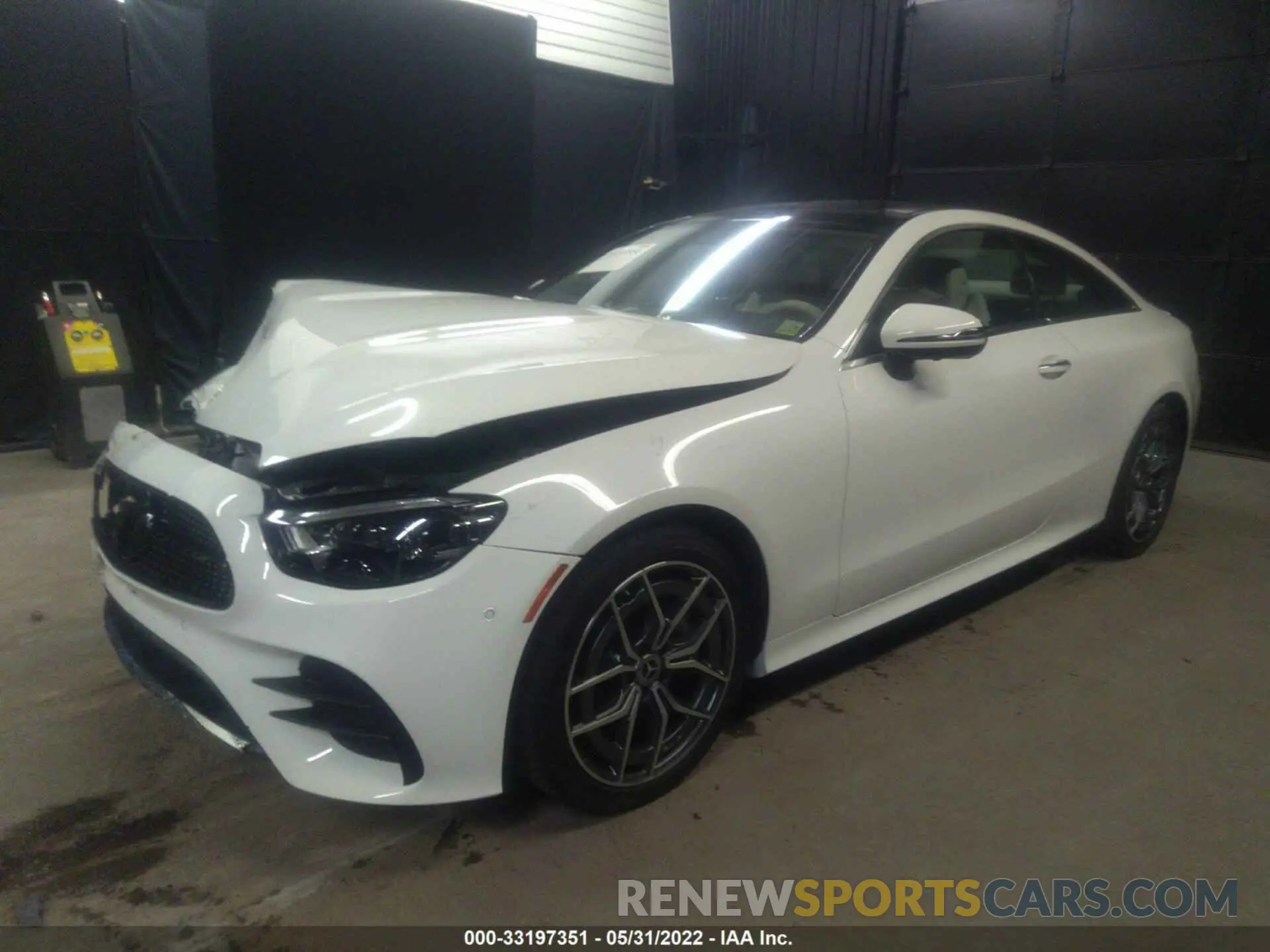 2 Photograph of a damaged car W1K1J5KB5NF181930 MERCEDES-BENZ E-CLASS 2022