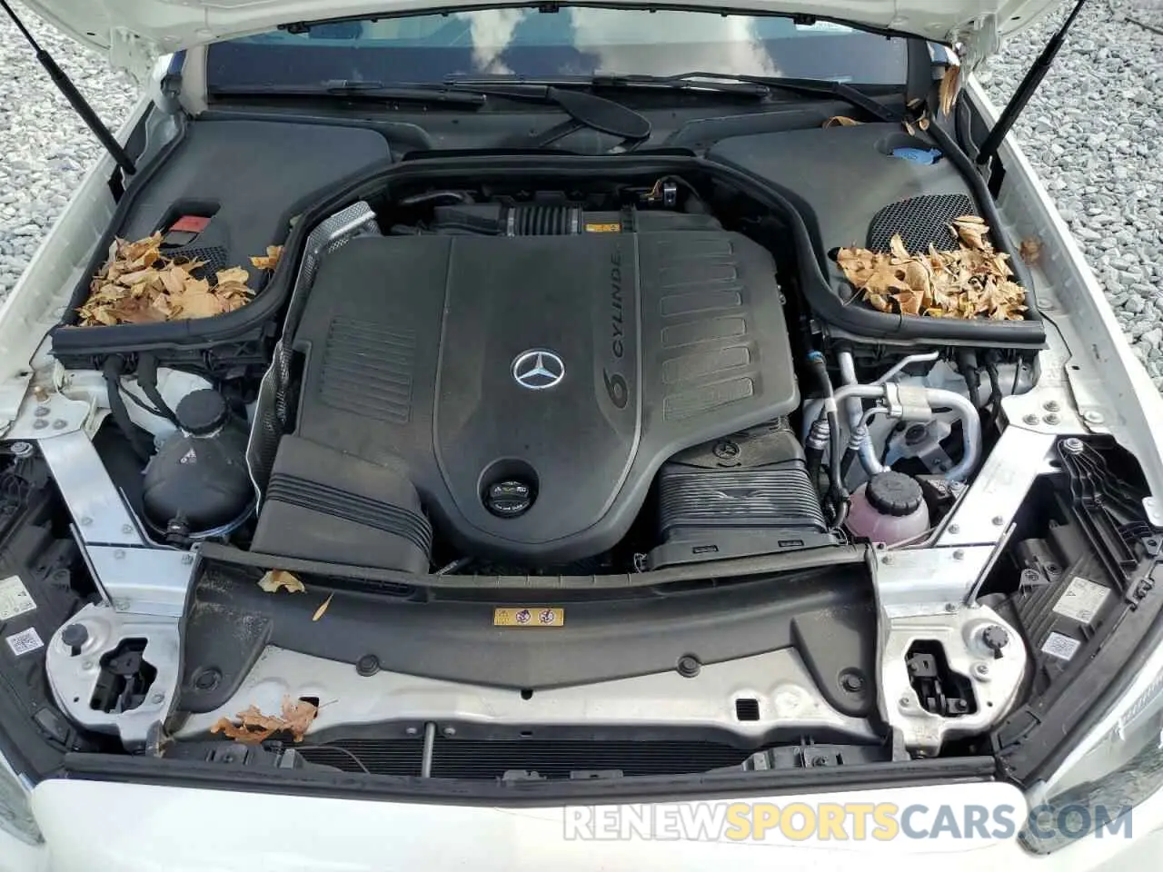 11 Photograph of a damaged car W1KZF5KB5NB084741 MERCEDES-BENZ E-CLASS 2022