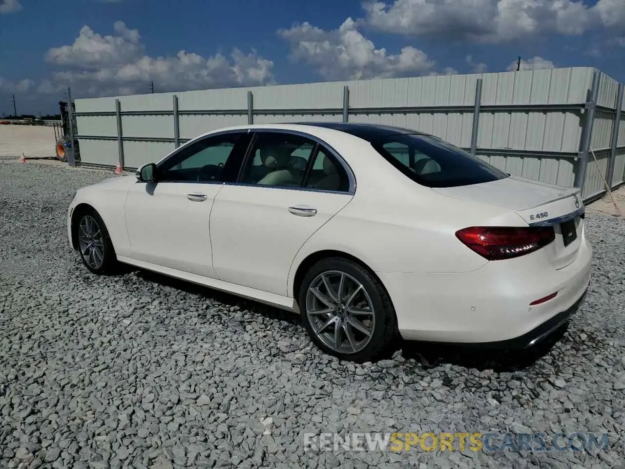 2 Photograph of a damaged car W1KZF5KB5NB084741 MERCEDES-BENZ E-CLASS 2022