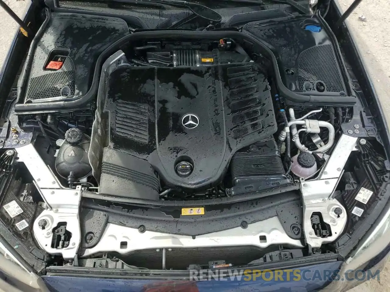 11 Photograph of a damaged car W1KZF5KB9NB057056 MERCEDES-BENZ E-CLASS 2022