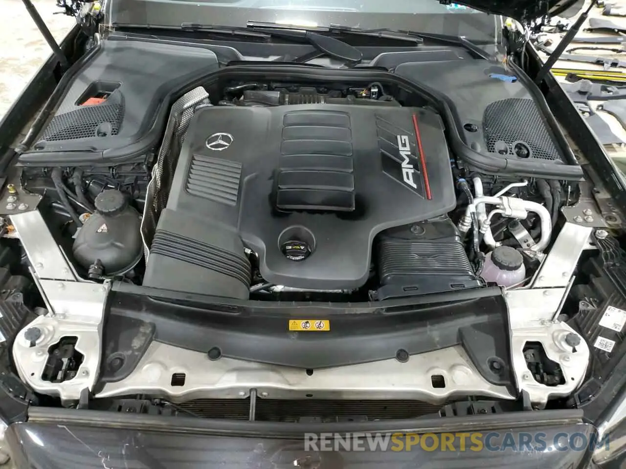 11 Photograph of a damaged car W1KZF6BB1NB089988 MERCEDES-BENZ E-CLASS 2022
