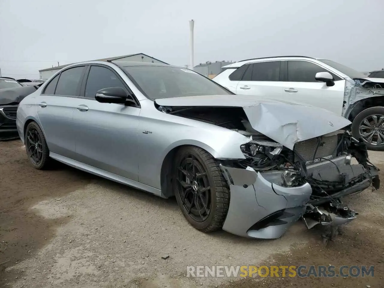 4 Photograph of a damaged car W1KZF6BB7NB089512 MERCEDES-BENZ E-CLASS 2022