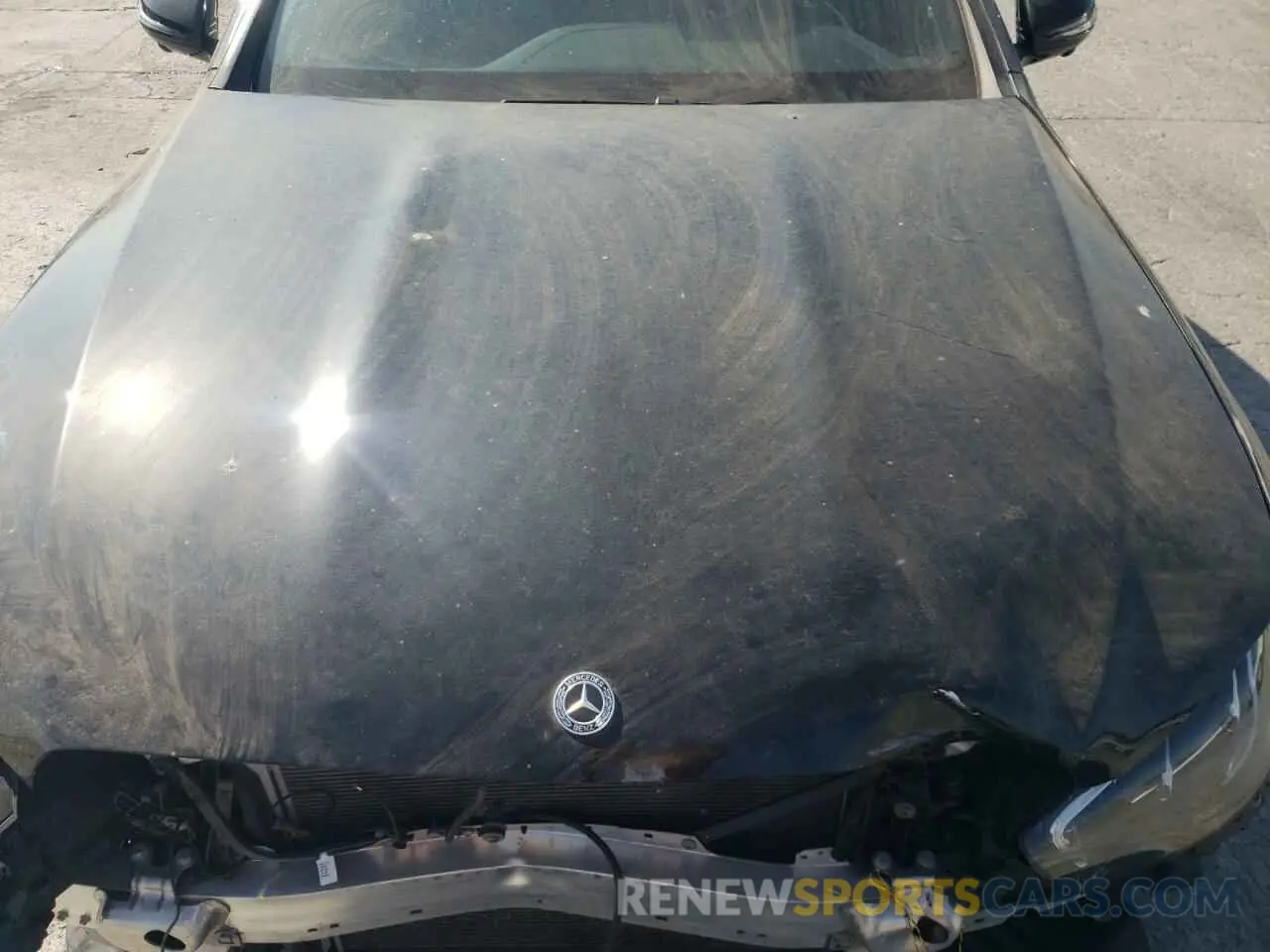11 Photograph of a damaged car W1KZF8DB0NB085102 MERCEDES-BENZ E-CLASS 2022