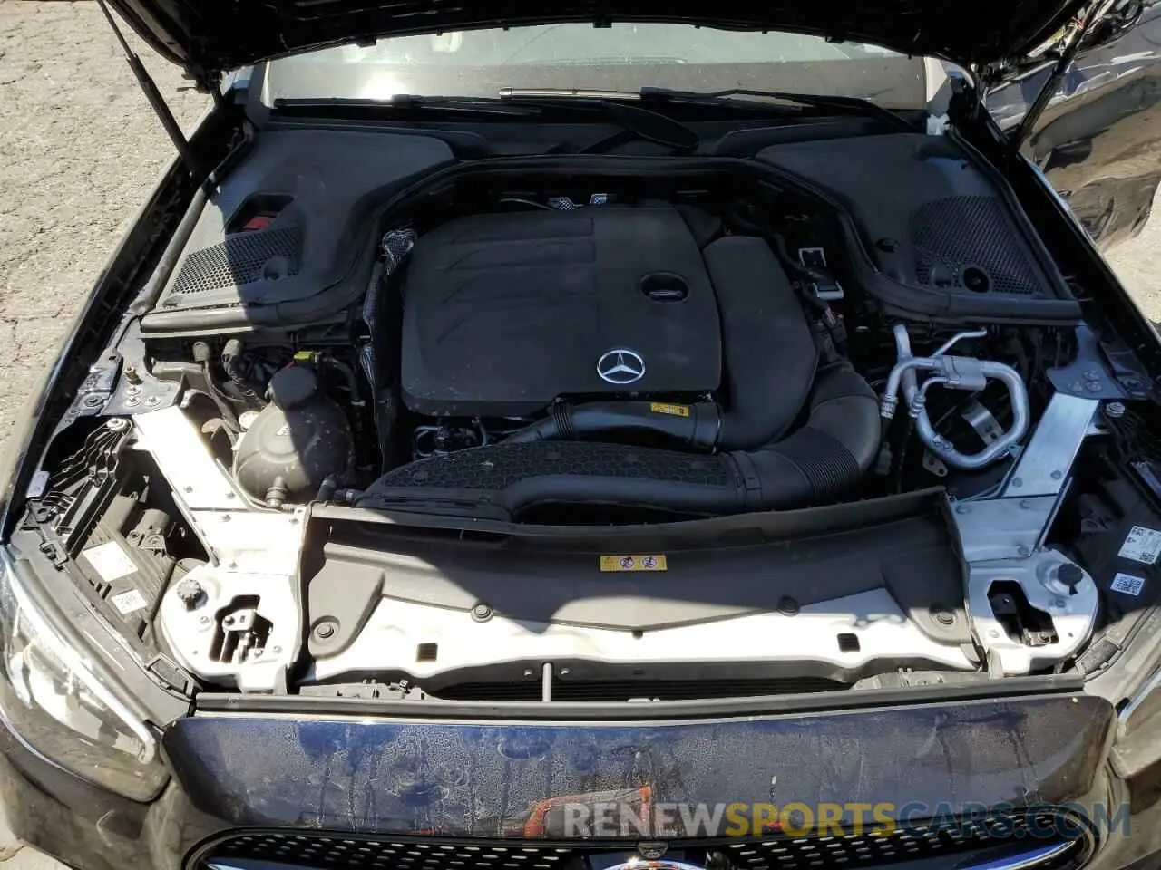11 Photograph of a damaged car W1KZF8DB1NB074741 MERCEDES-BENZ E-CLASS 2022