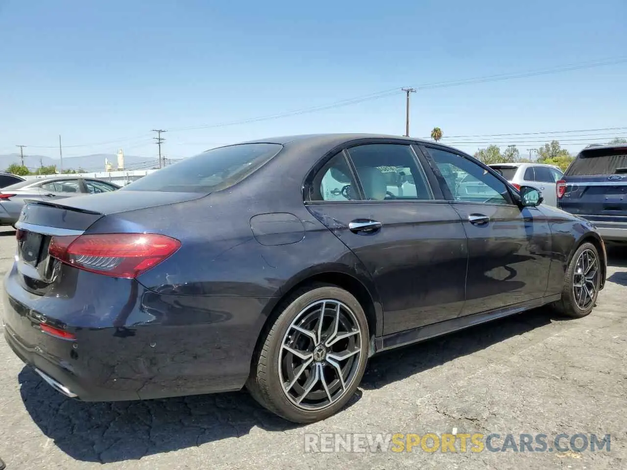 3 Photograph of a damaged car W1KZF8DB1NB074741 MERCEDES-BENZ E-CLASS 2022