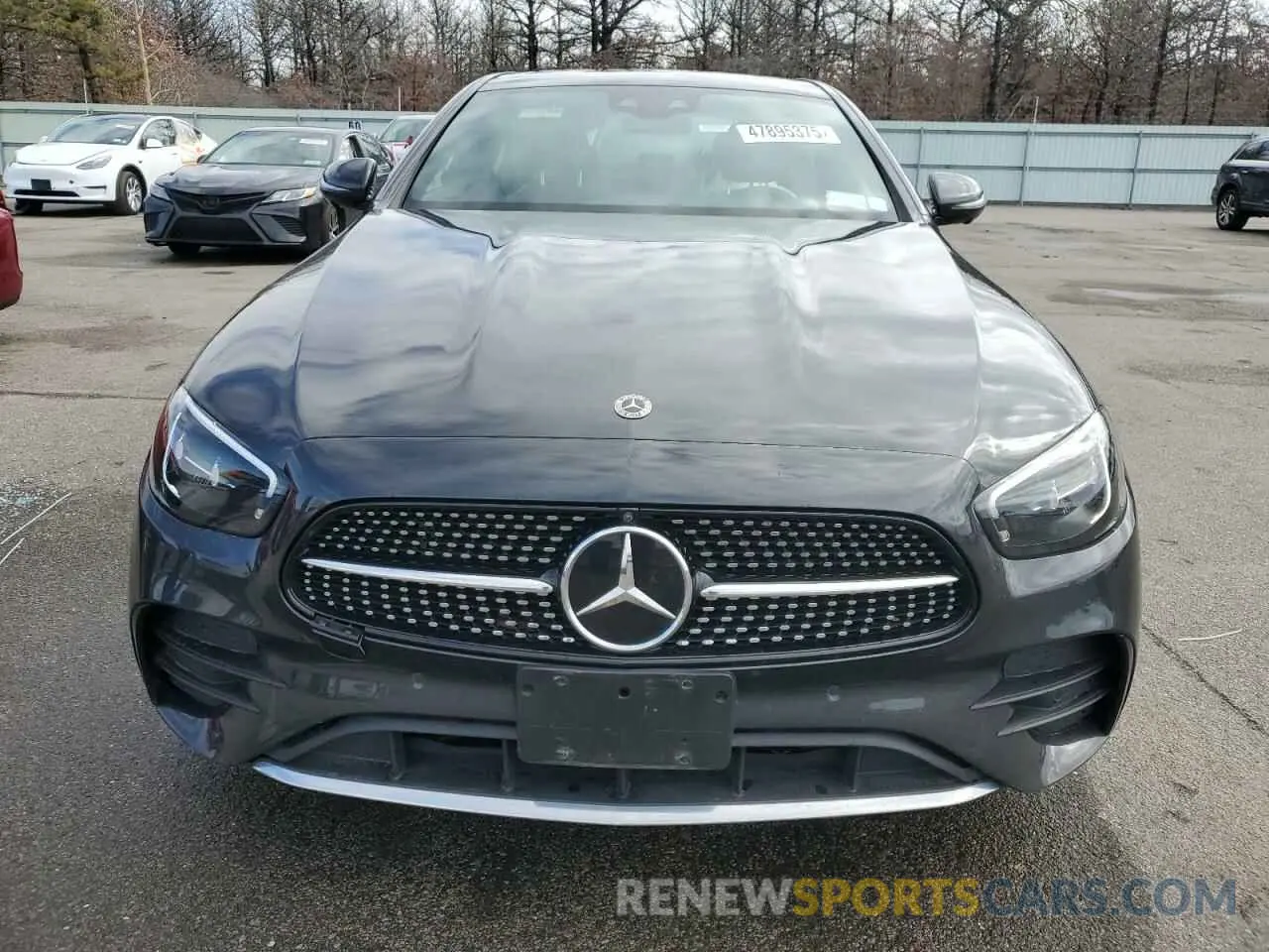 5 Photograph of a damaged car W1KZF8EB6NB092666 MERCEDES-BENZ E-CLASS 2022