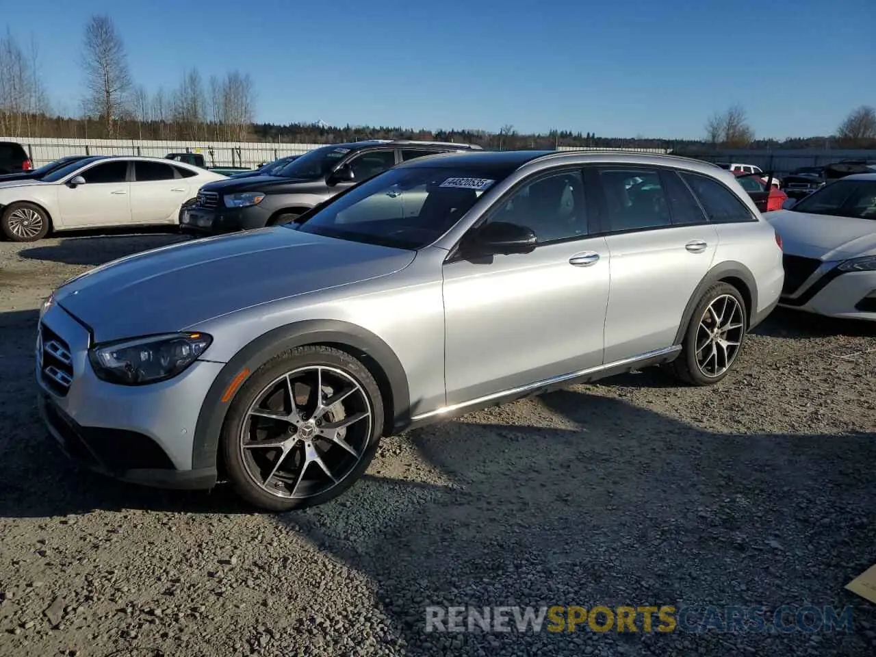 1 Photograph of a damaged car W1KZH6AB6NB039048 MERCEDES-BENZ E-CLASS 2022