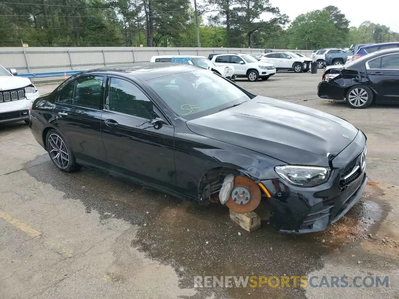 4 Photograph of a damaged car W1KZF8DB5PB186669 MERCEDES-BENZ E-CLASS 2023