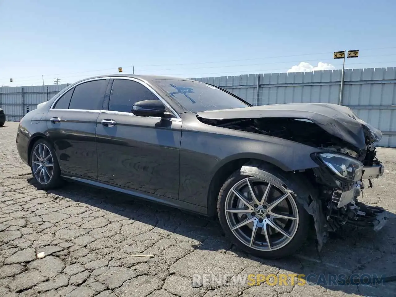 4 Photograph of a damaged car W1KZF8DB6PB103234 MERCEDES-BENZ E-CLASS 2023