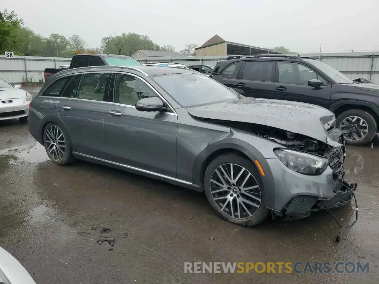 4 Фотография поврежденного автомобиля W1KZH6AB1PB183755 MERCEDES-BENZ E-CLASS 2023