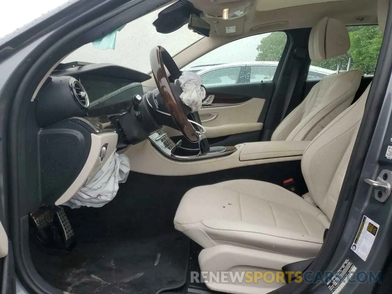 7 Фотография поврежденного автомобиля W1KZH6AB1PB183755 MERCEDES-BENZ E-CLASS 2023