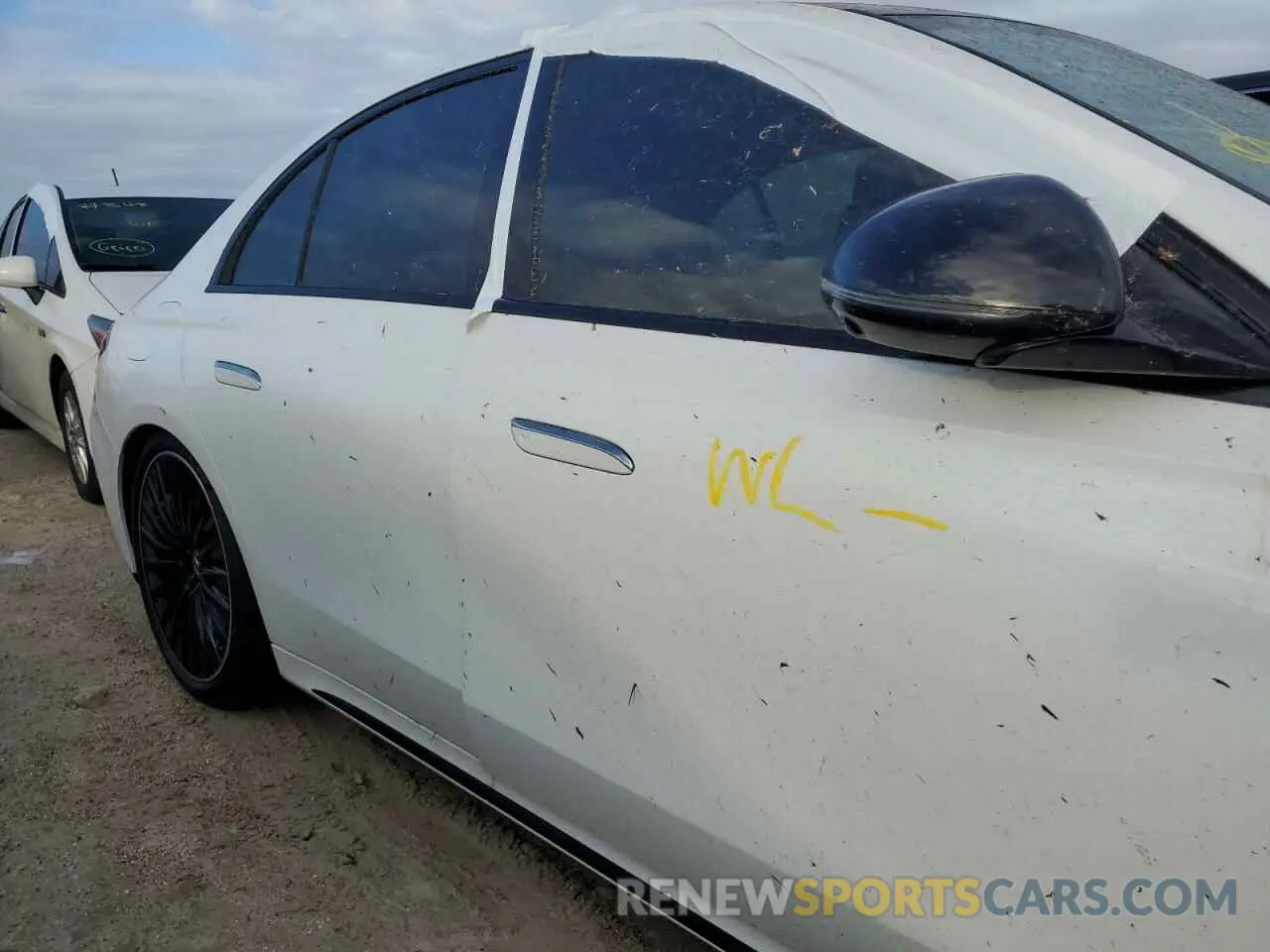 12 Photograph of a damaged car W1KLF4HB4RA042239 MERCEDES-BENZ E-CLASS 2024