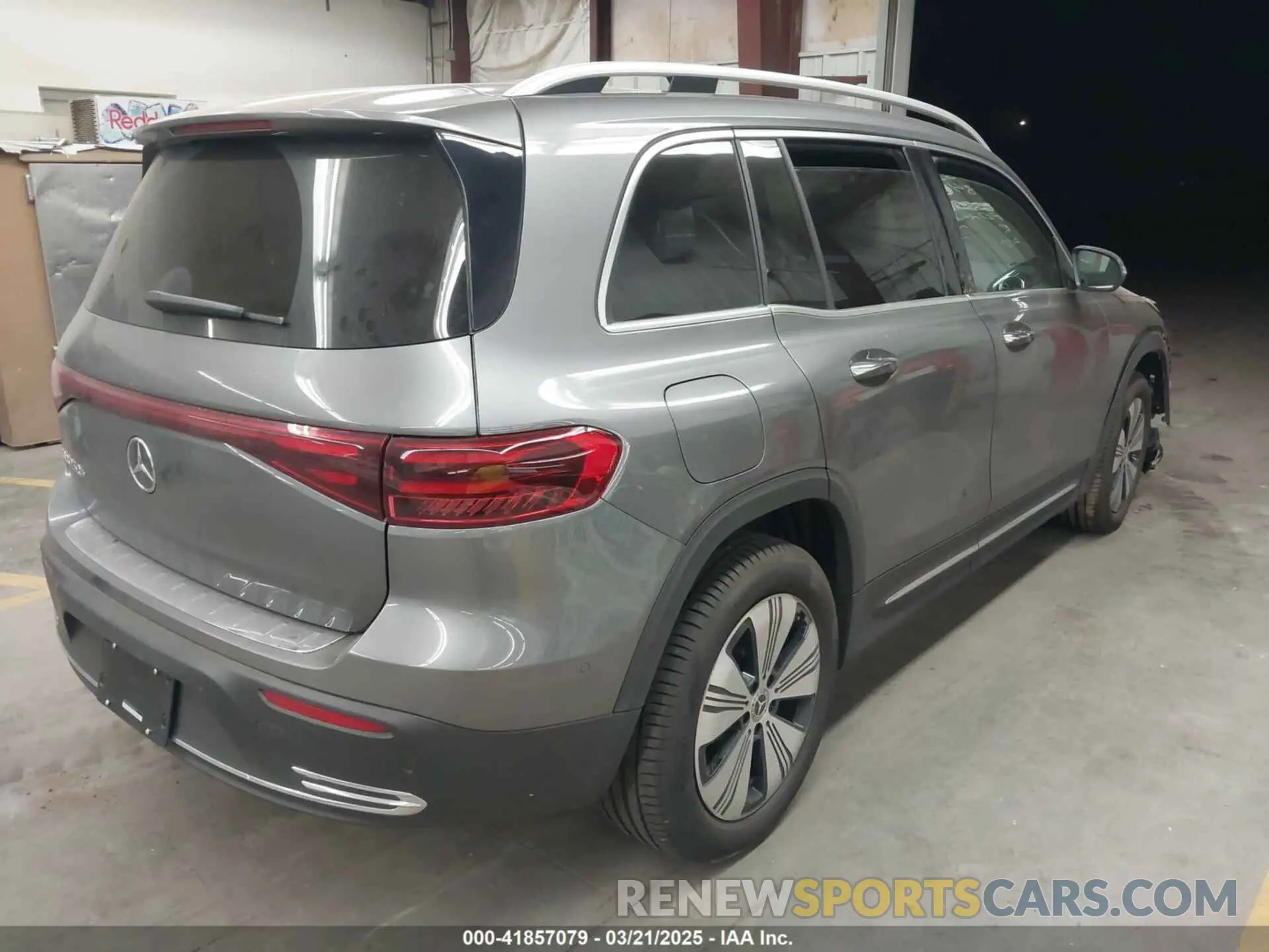 4 Photograph of a damaged car W1N9M0CB1RN100769 MERCEDES-BENZ EQB 2025
