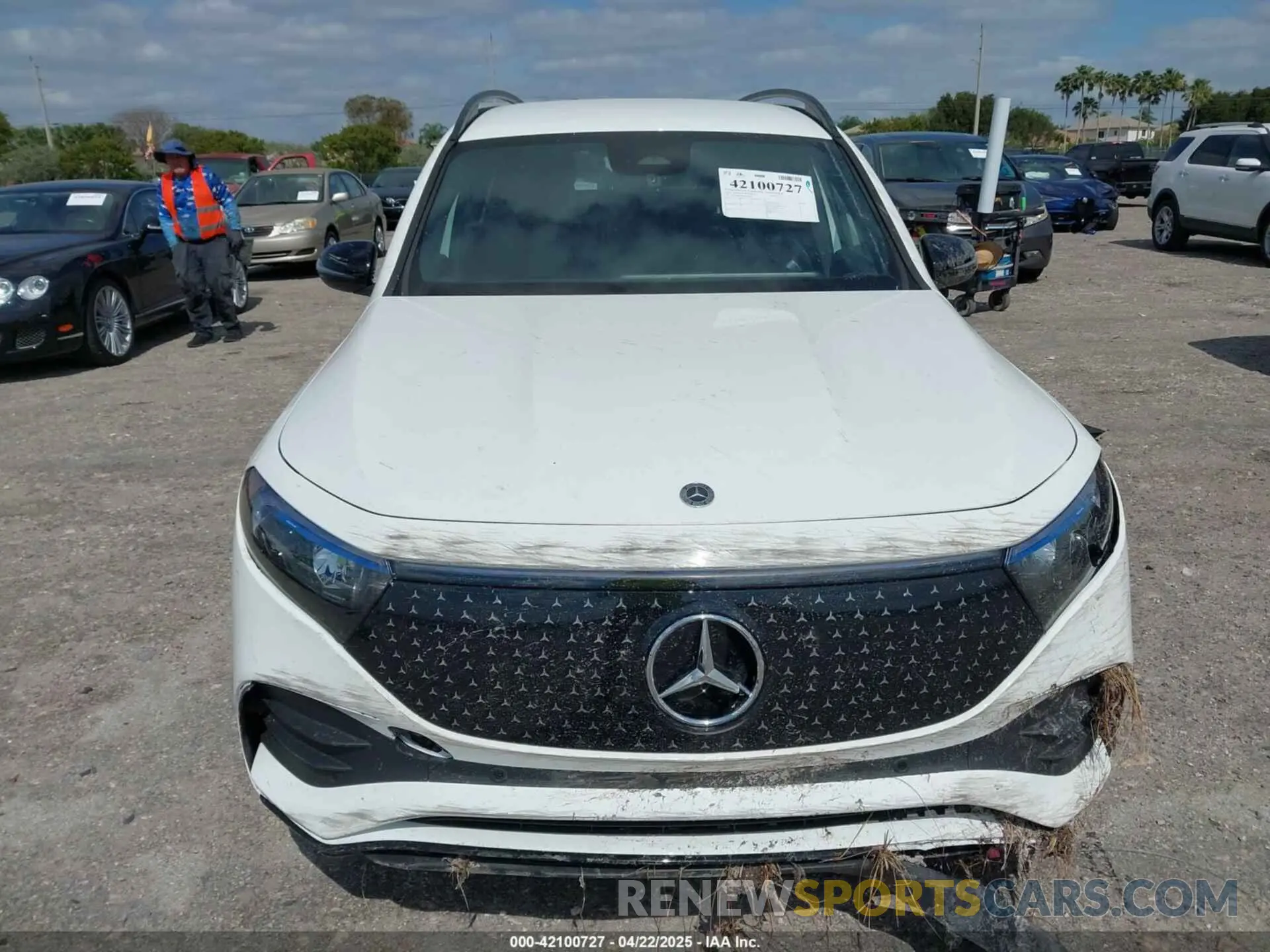 12 Фотография поврежденного автомобиля W1N9M0CB7RN109945 MERCEDES-BENZ EQB 250 SUV 2024