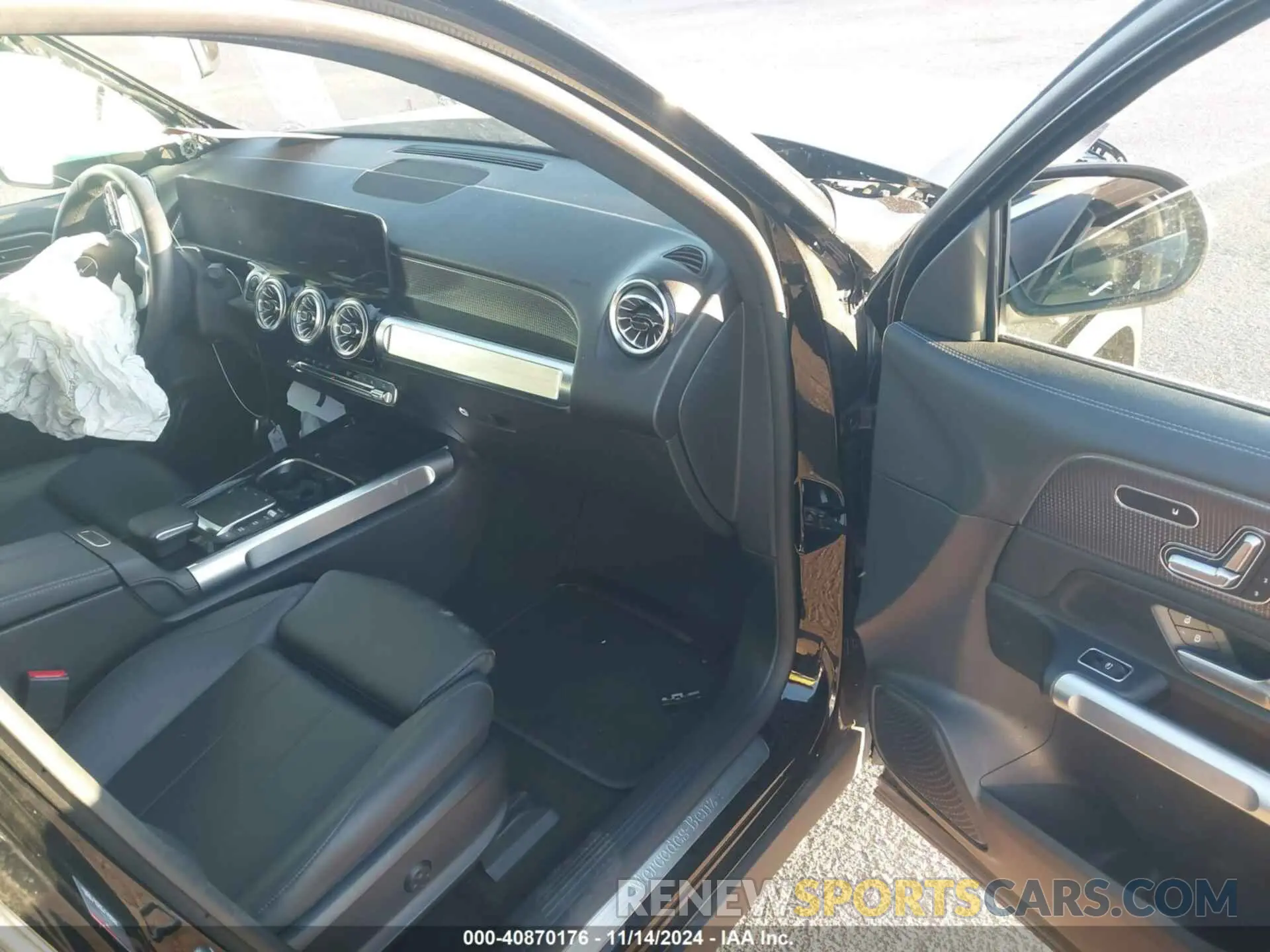 5 Photograph of a damaged car W1N9M0KB5PN053700 MERCEDES-BENZ EQB 300 SUV 2023