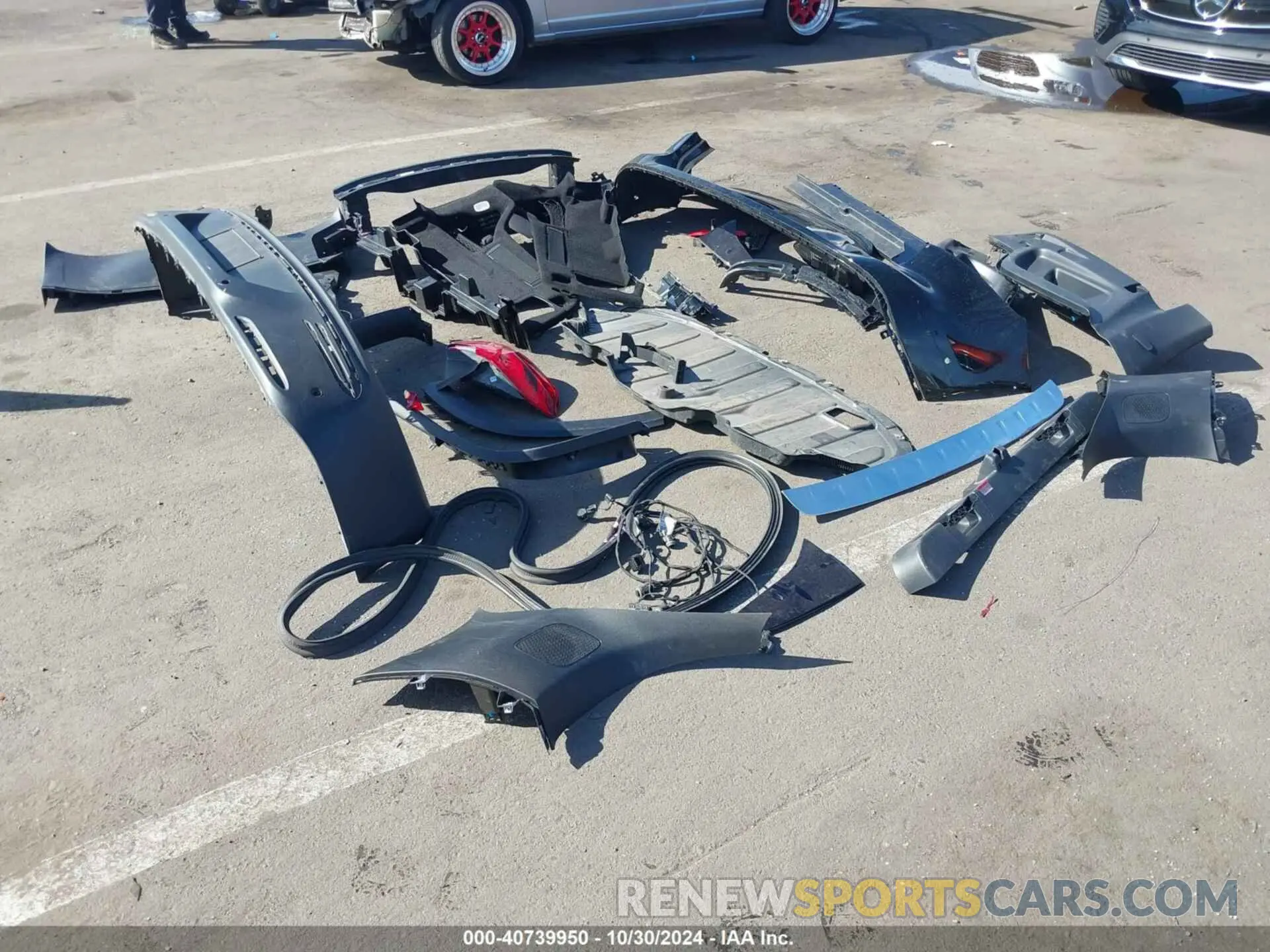 12 Photograph of a damaged car W1N9M0KB8PN015376 MERCEDES-BENZ EQB 300 SUV 2023
