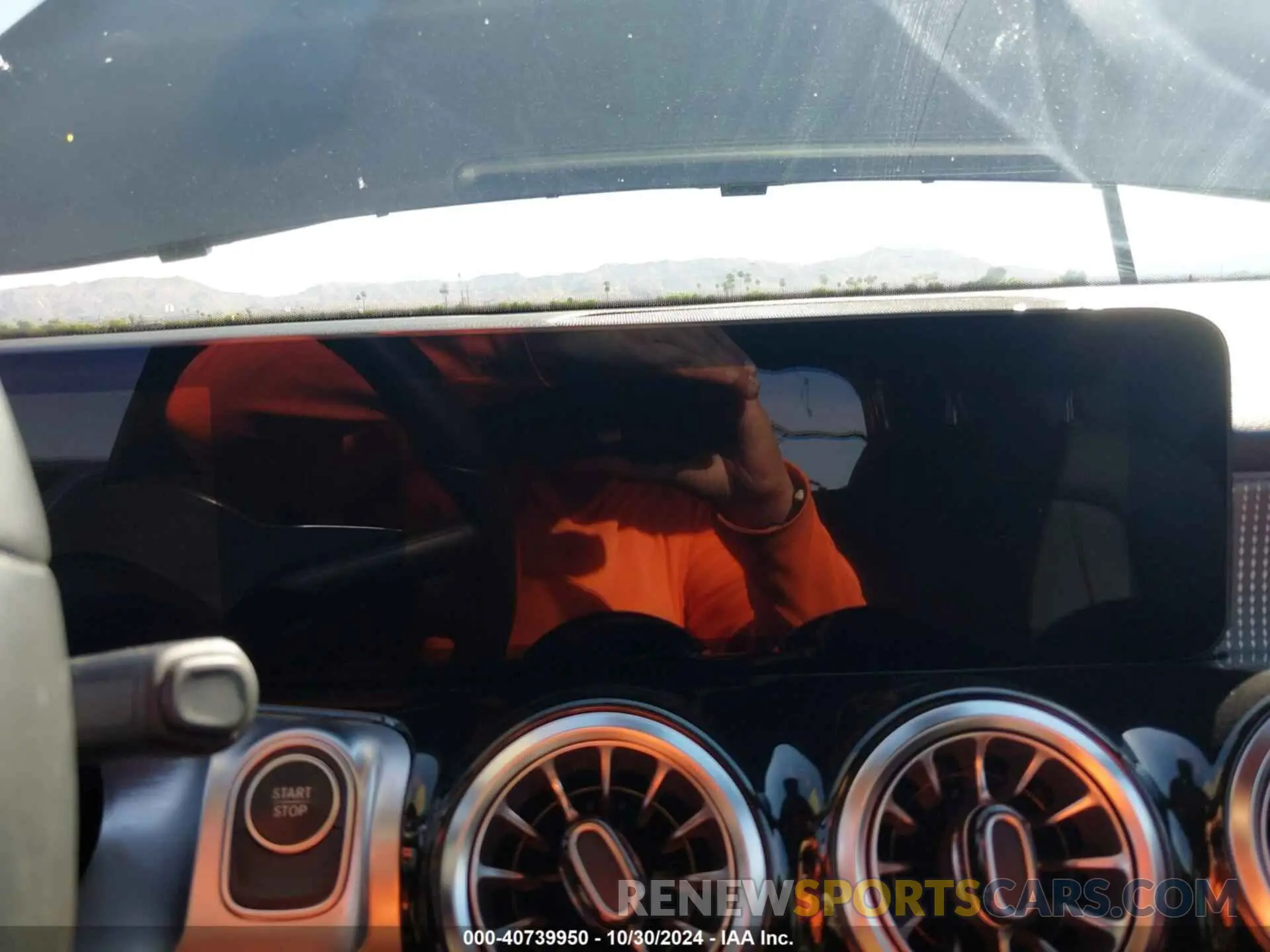18 Photograph of a damaged car W1N9M0KB8PN015376 MERCEDES-BENZ EQB 300 SUV 2023