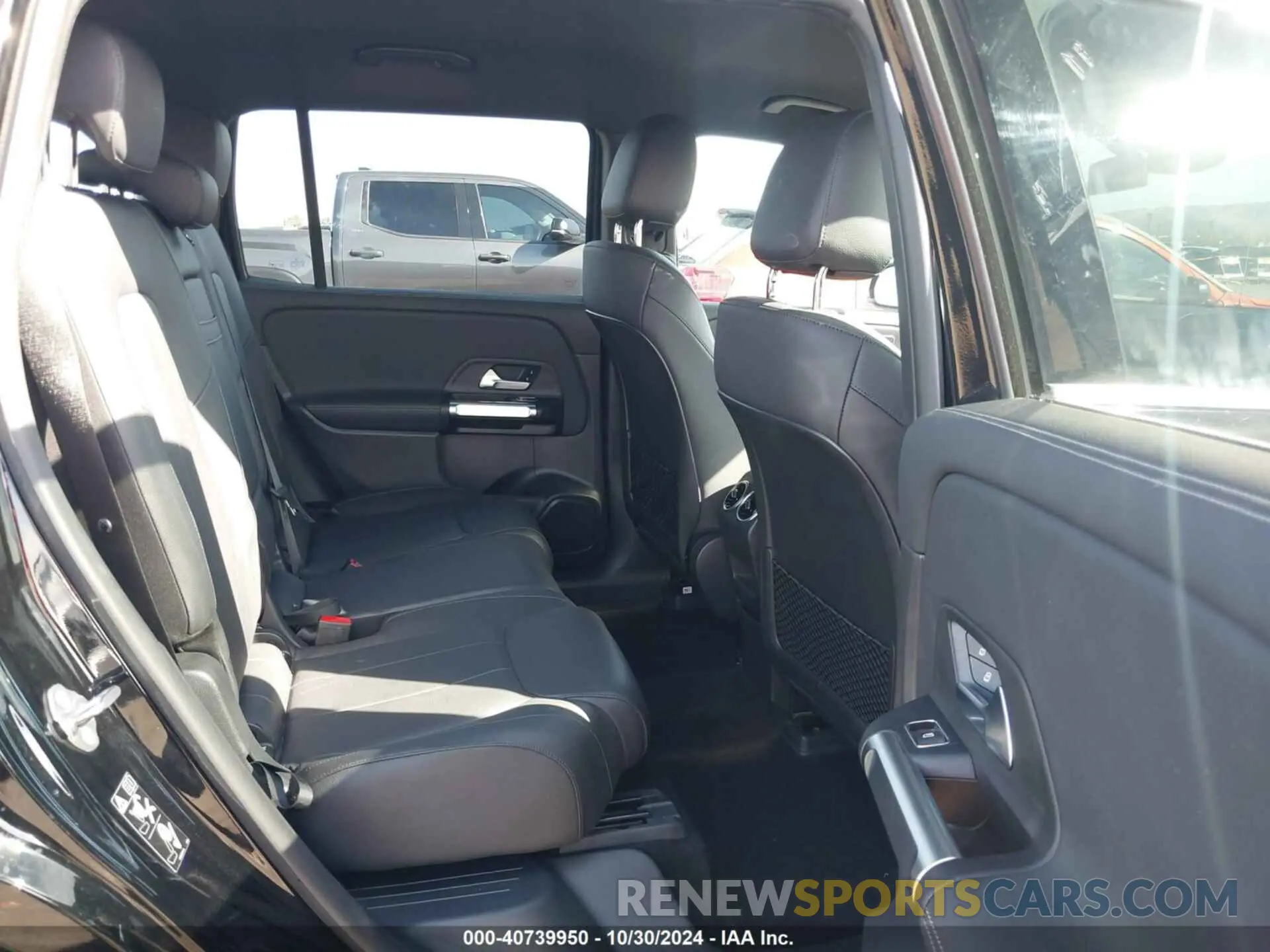 8 Photograph of a damaged car W1N9M0KB8PN015376 MERCEDES-BENZ EQB 300 SUV 2023