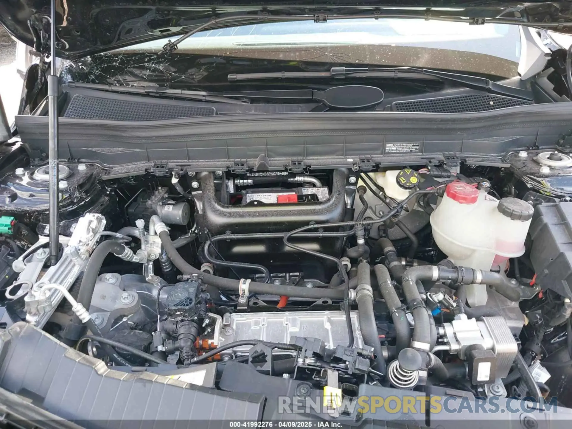 10 Photograph of a damaged car W1N9M0KB8PN076498 MERCEDES-BENZ EQB 300 SUV 2023