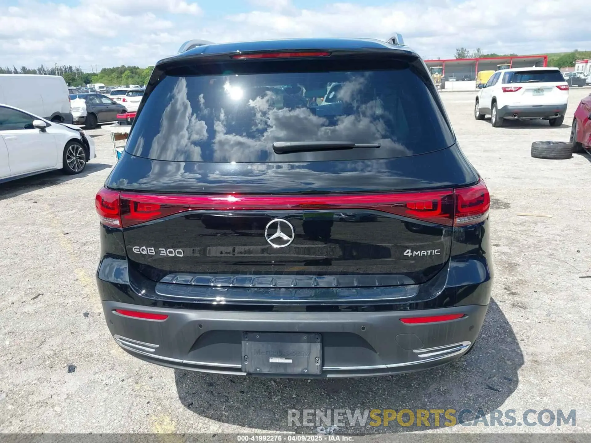 16 Photograph of a damaged car W1N9M0KB8PN076498 MERCEDES-BENZ EQB 300 SUV 2023