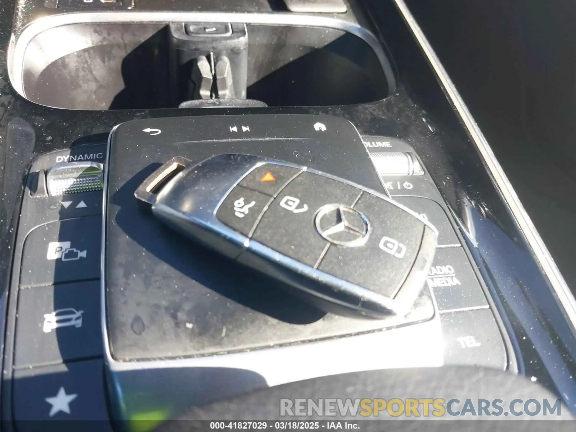 11 Photograph of a damaged car W1N9M0KBXPN050968 MERCEDES-BENZ EQB 300 SUV 2023
