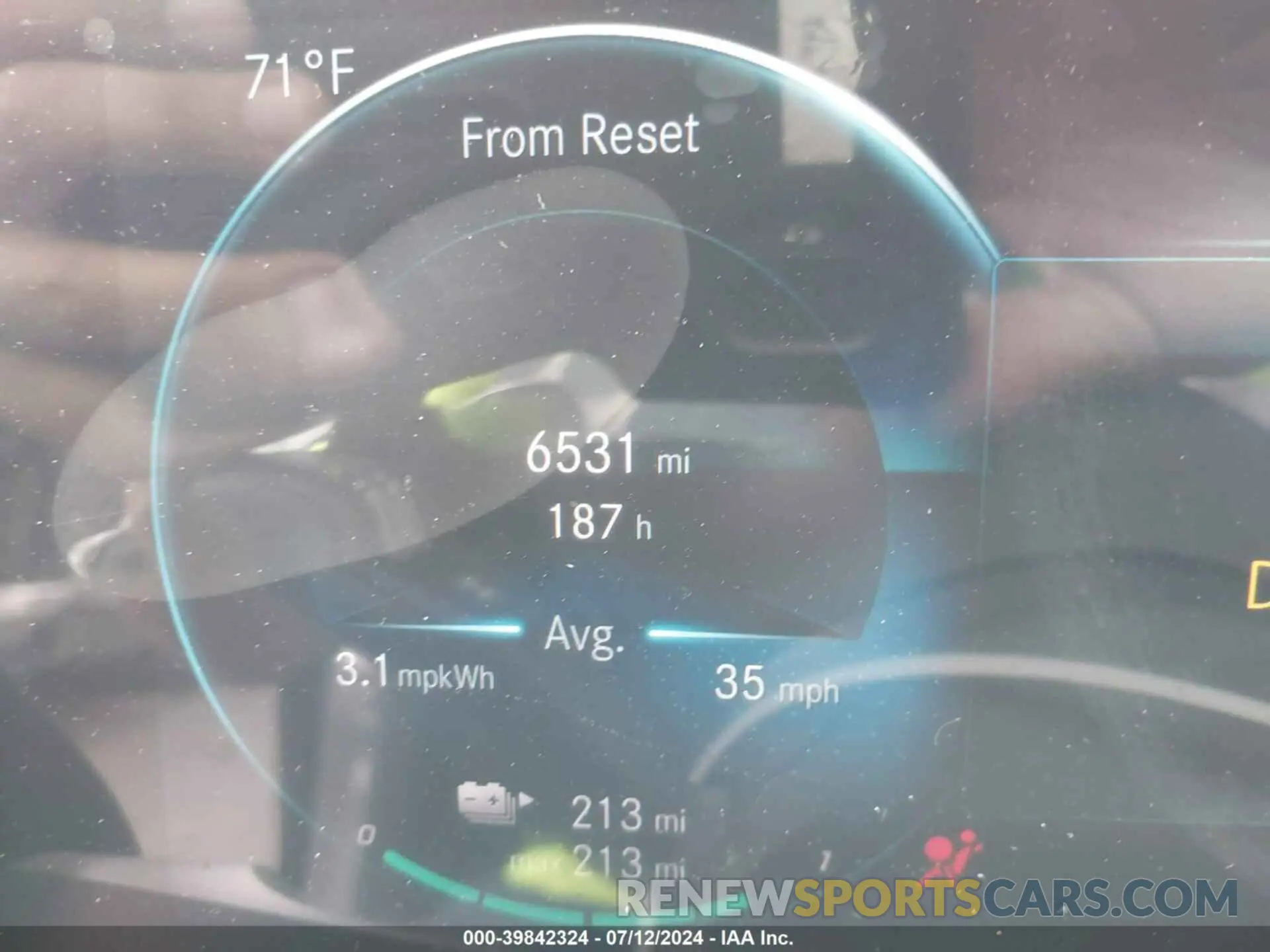 7 Photograph of a damaged car W1N9M1DB4NN007002 MERCEDES-BENZ EQB 350 SUV 2022