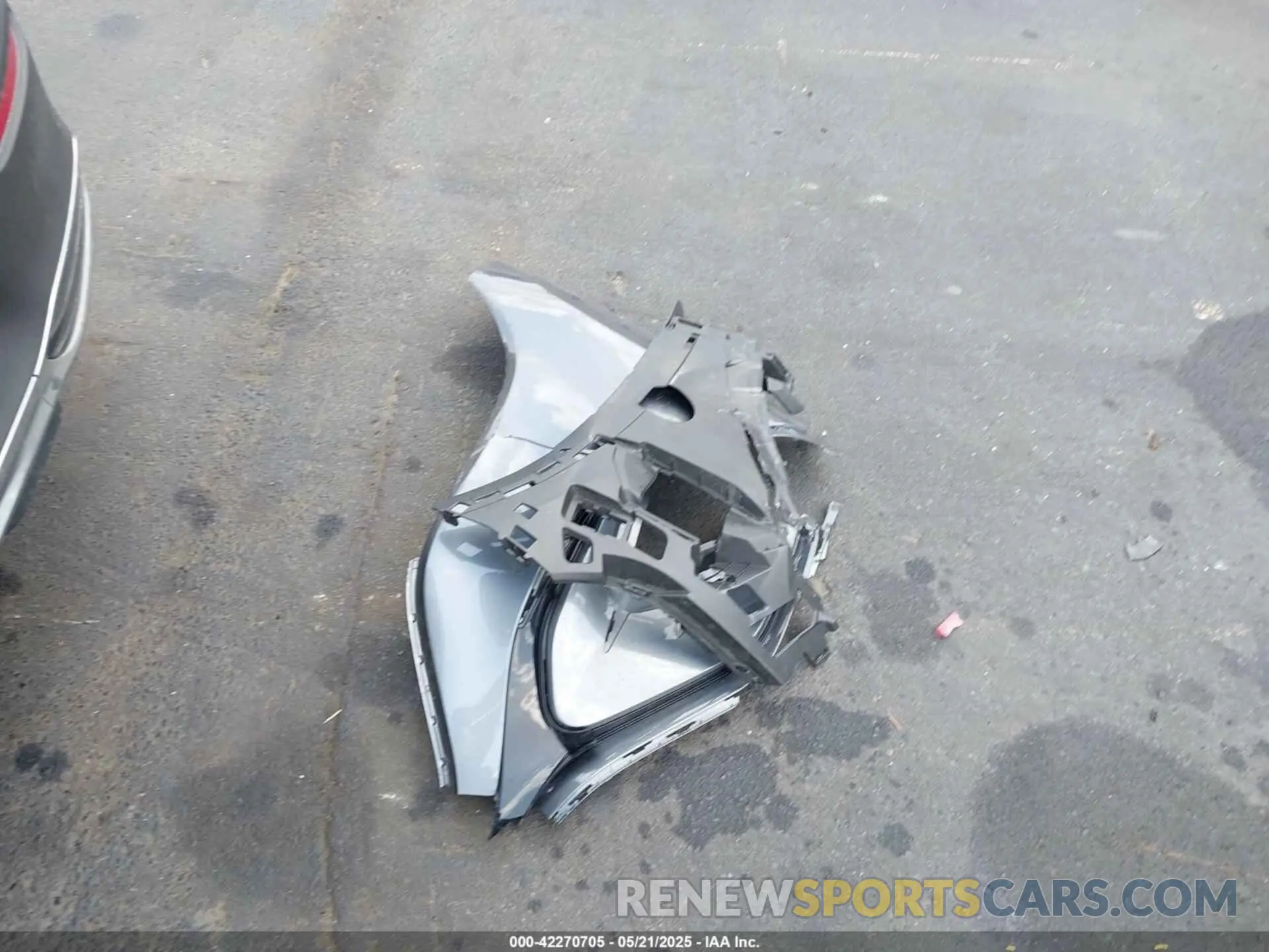 12 Photograph of a damaged car 4JGGM2BB7RA043931 MERCEDES-BENZ EQE 2024