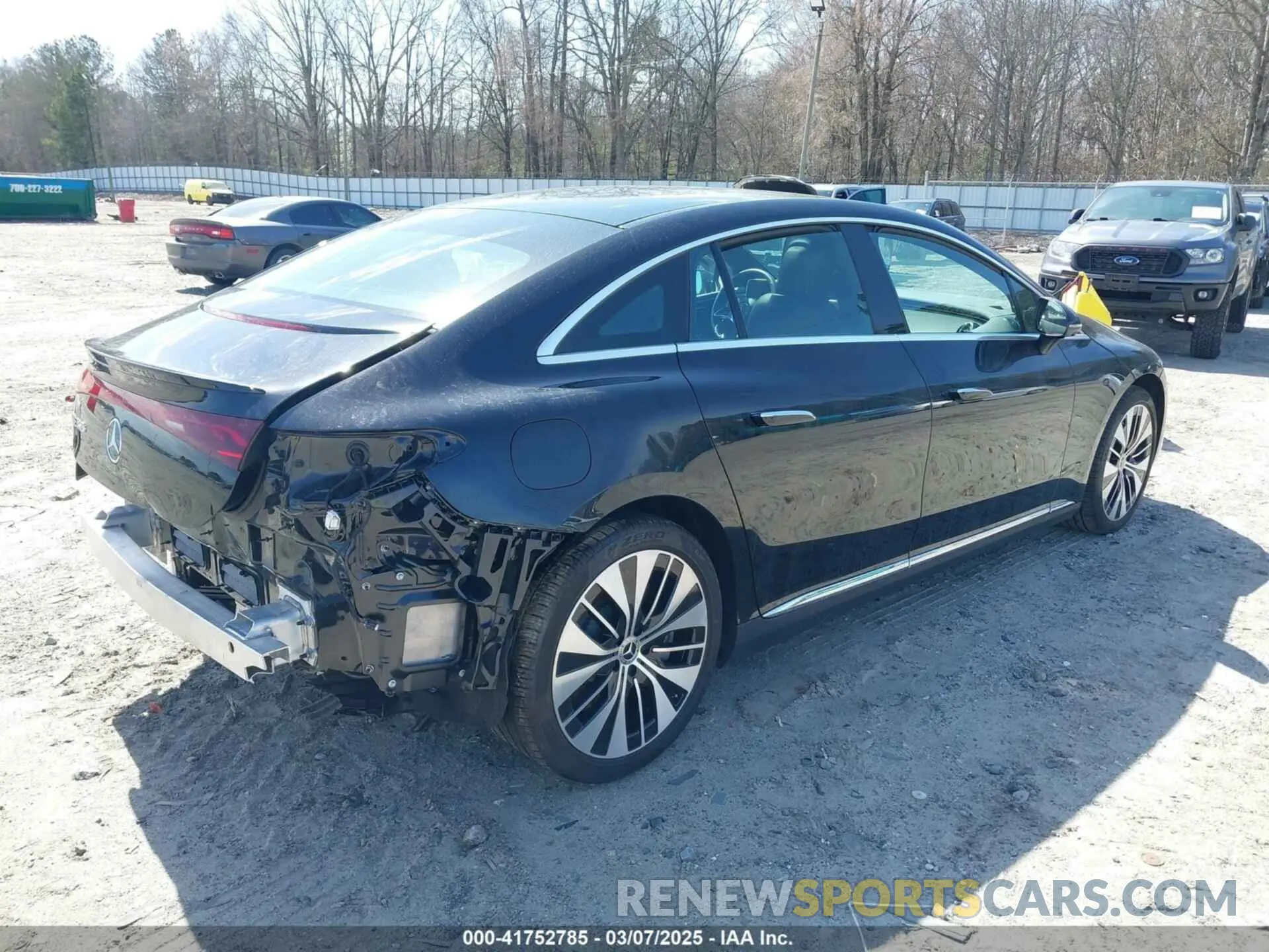 4 Photograph of a damaged car W1KEG2BB5RF042305 MERCEDES-BENZ EQE 350+ 2024