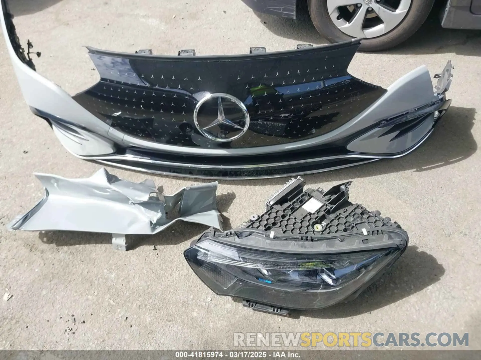12 Photograph of a damaged car W1KEG2BB6RF051904 MERCEDES-BENZ EQE 350+ 2024