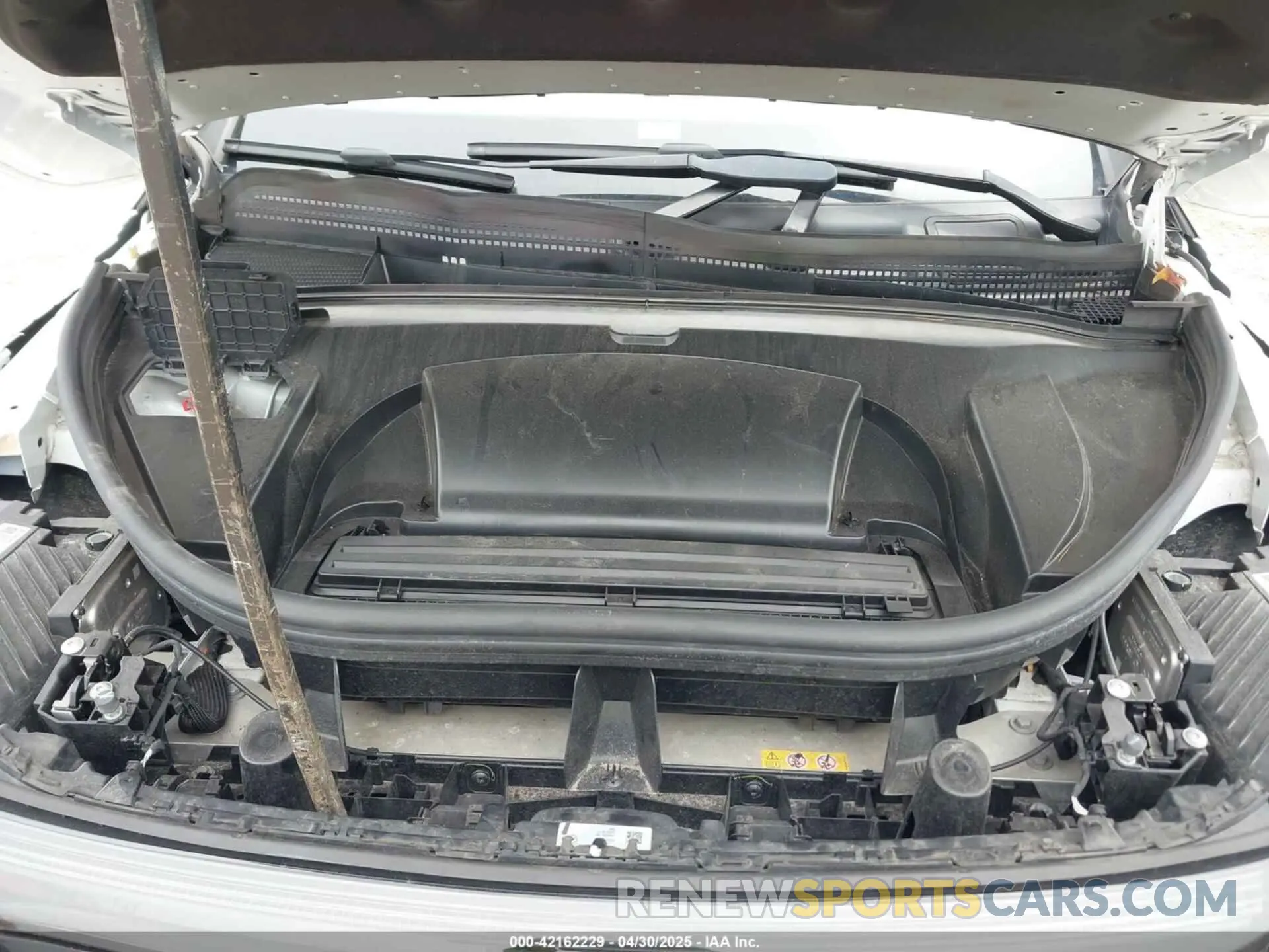 10 Photograph of a damaged car 4JGGM1CB8PA005016 MERCEDES-BENZ EQE 350 SUV 2023
