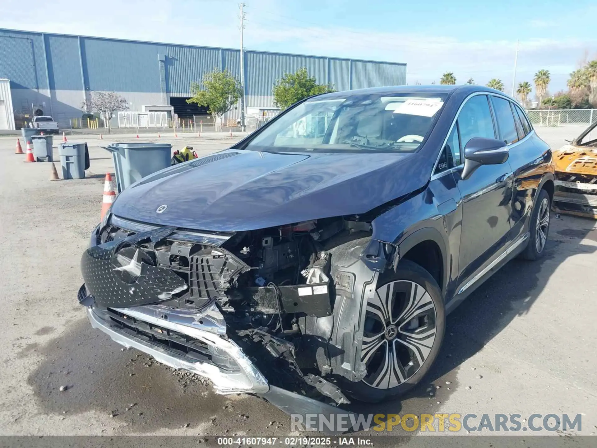 2 Photograph of a damaged car 4JGGM1CB9PA003923 MERCEDES-BENZ EQE 350 SUV 2023