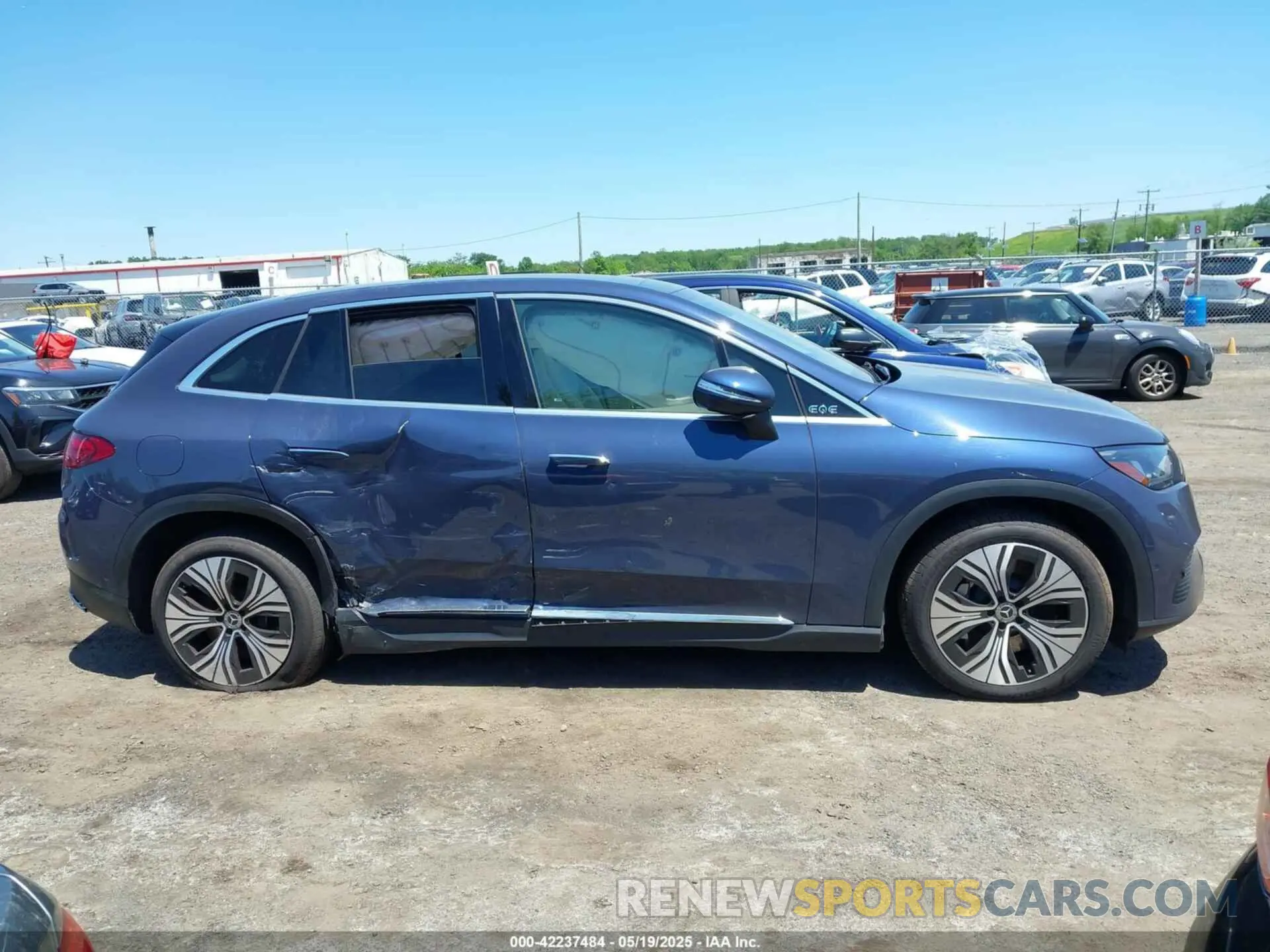 13 Photograph of a damaged car 4JGGM1CB9PA005459 MERCEDES-BENZ EQE 350 SUV 2023