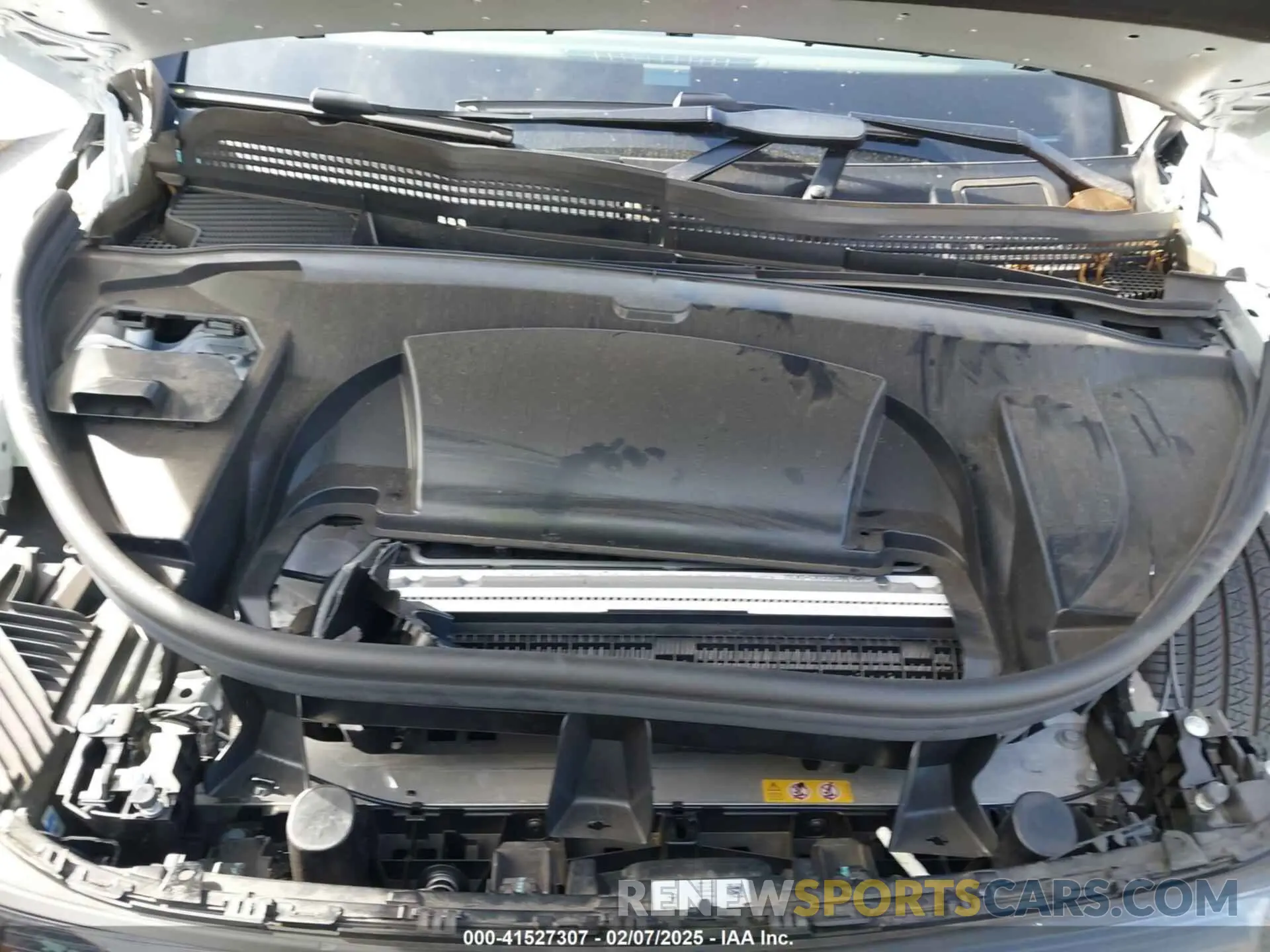 10 Photograph of a damaged car 4JGGM1CB9RA053823 MERCEDES-BENZ EQE 350 SUV 2024