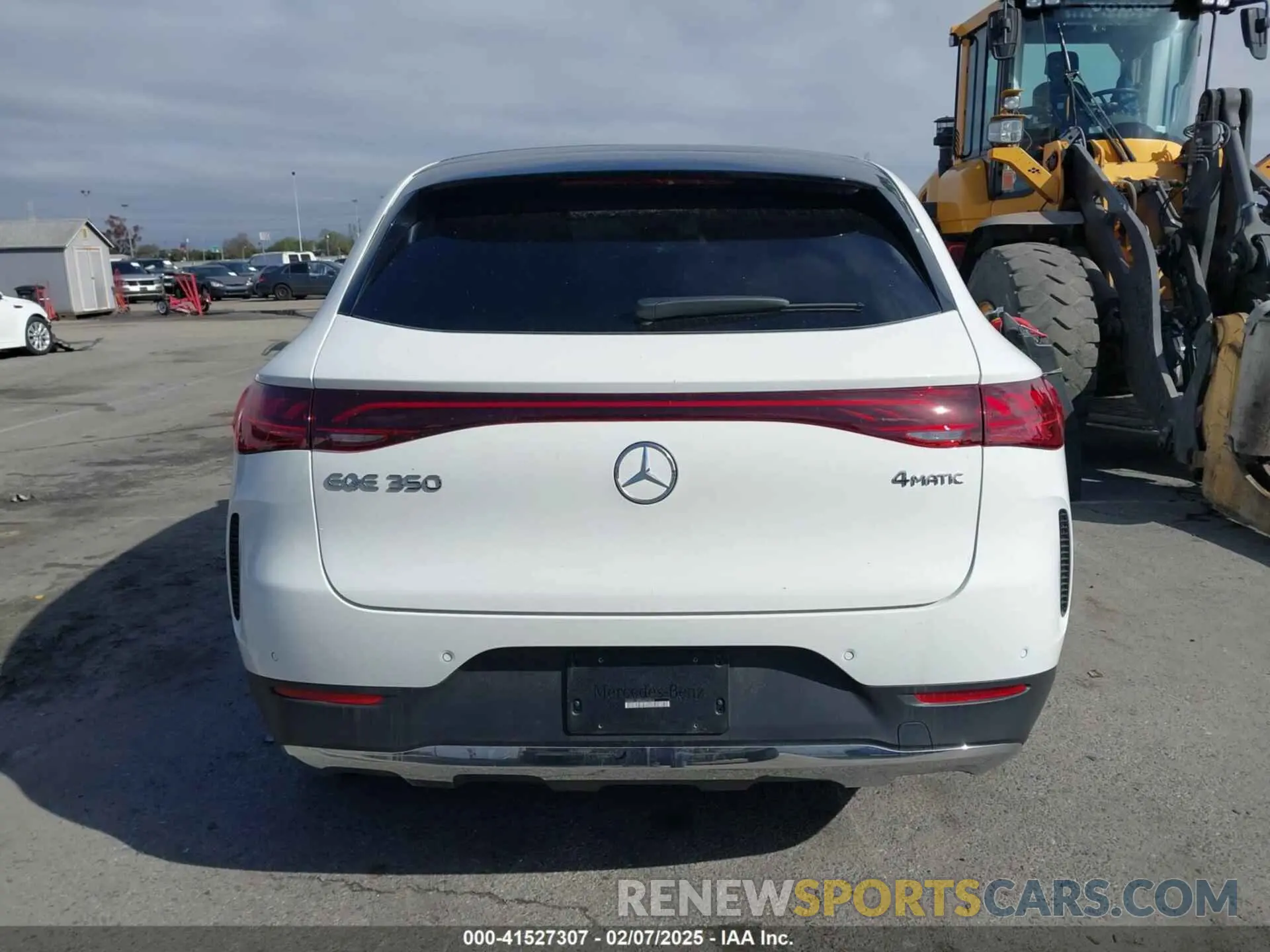 16 Photograph of a damaged car 4JGGM1CB9RA053823 MERCEDES-BENZ EQE 350 SUV 2024