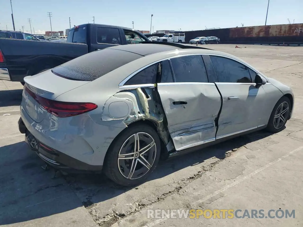 3 Фотография поврежденного автомобиля W1KEG2BB1PF018967 MERCEDES-BENZ EQE SEDAN 2023