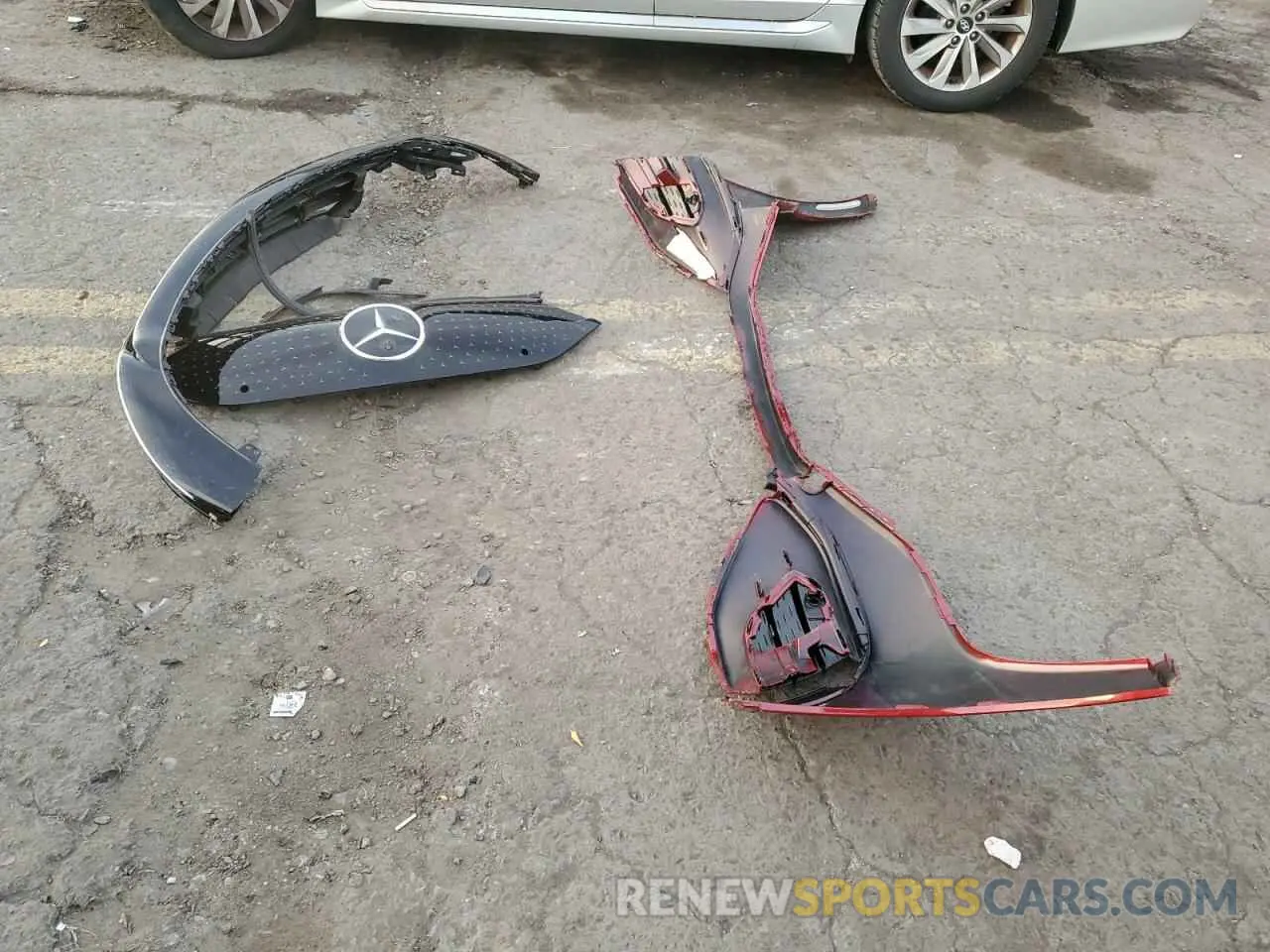 12 Photograph of a damaged car W1KEG1CB0RF050059 MERCEDES-BENZ EQE SEDAN 2024