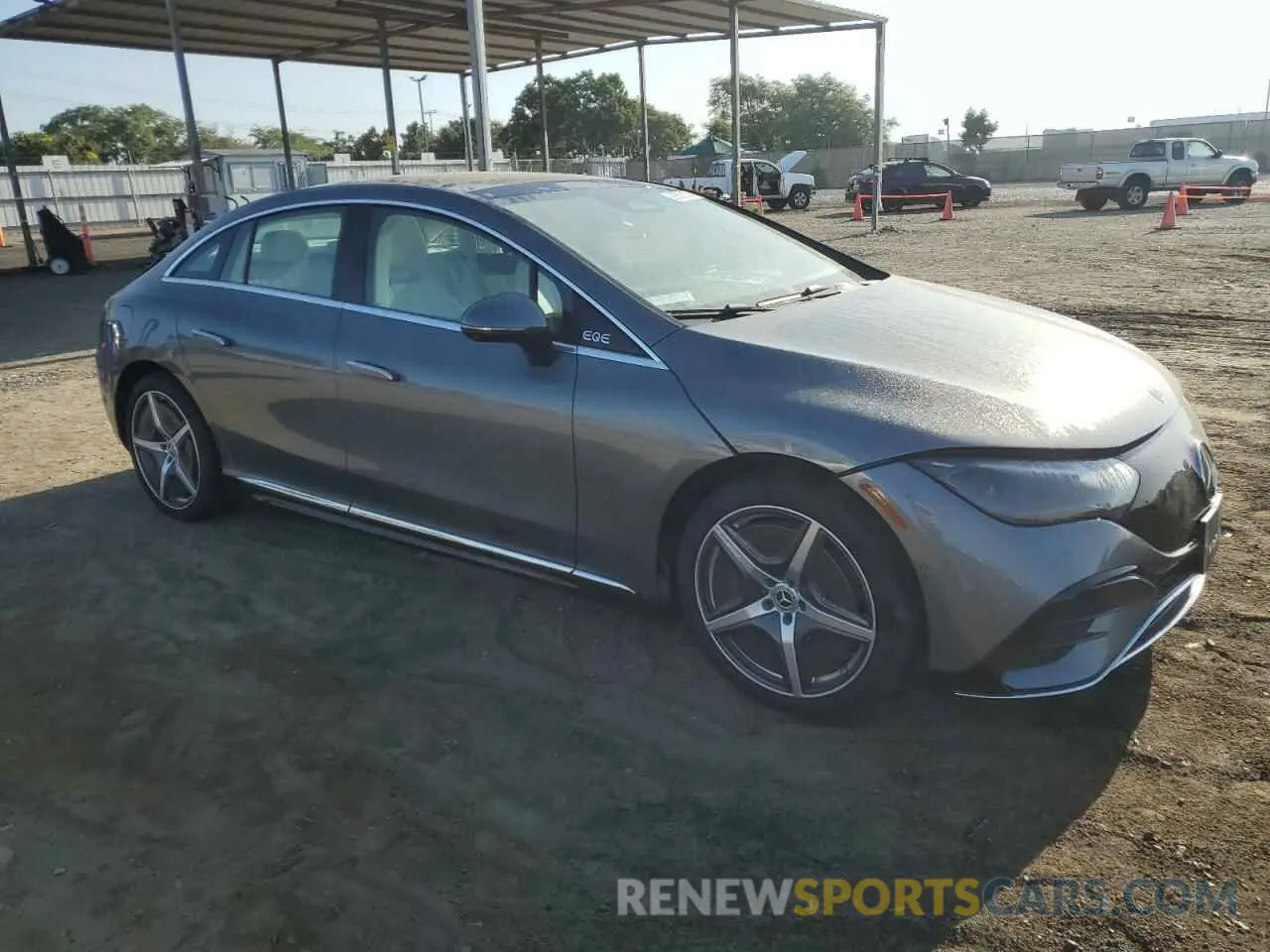 4 Photograph of a damaged car W1KEG1CB8RF059267 MERCEDES-BENZ EQE SEDAN 2024