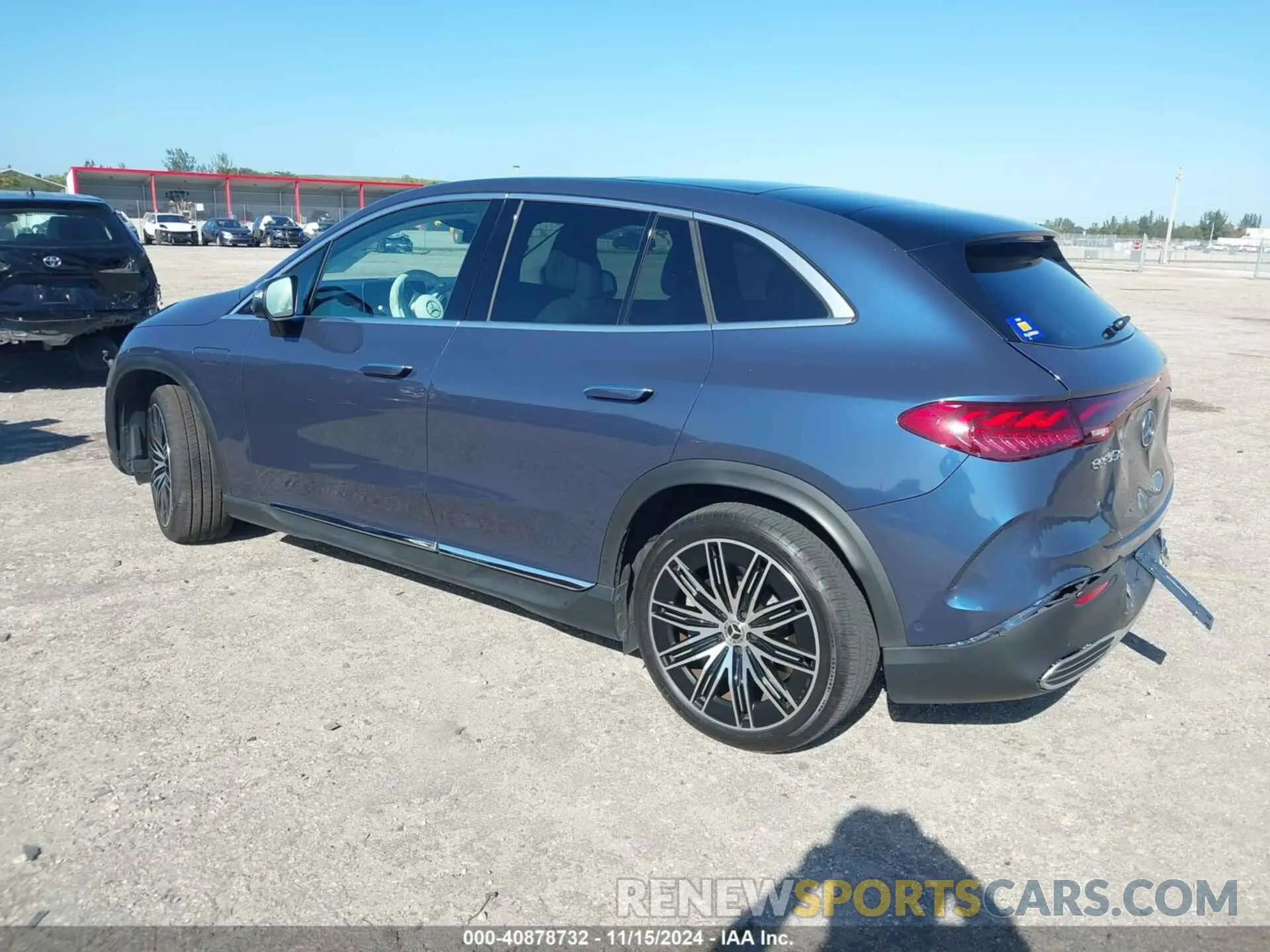3 Photograph of a damaged car 4JGGM2BB9RA054719 MERCEDES-BENZ EQE SUV 2024