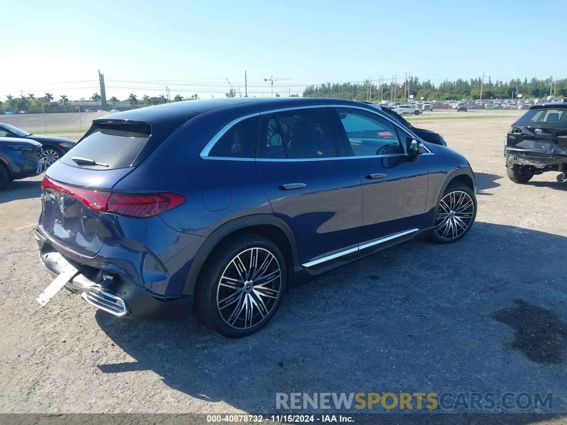 4 Photograph of a damaged car 4JGGM2BB9RA054719 MERCEDES-BENZ EQE SUV 2024