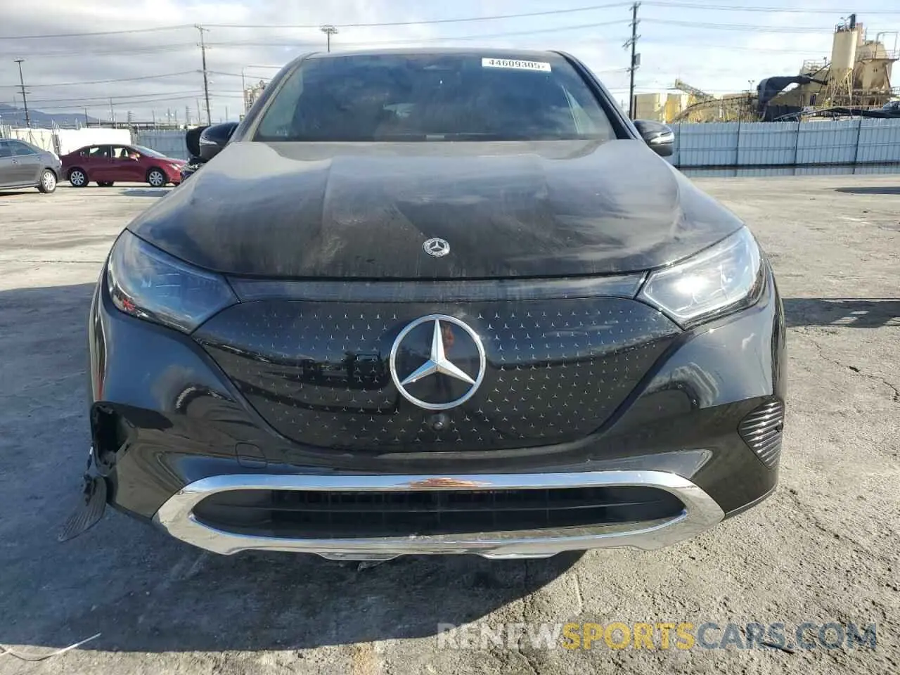 5 Photograph of a damaged car 4JGGM1CB6PA021926 MERCEDES-BENZ EQE SUV 35 2023