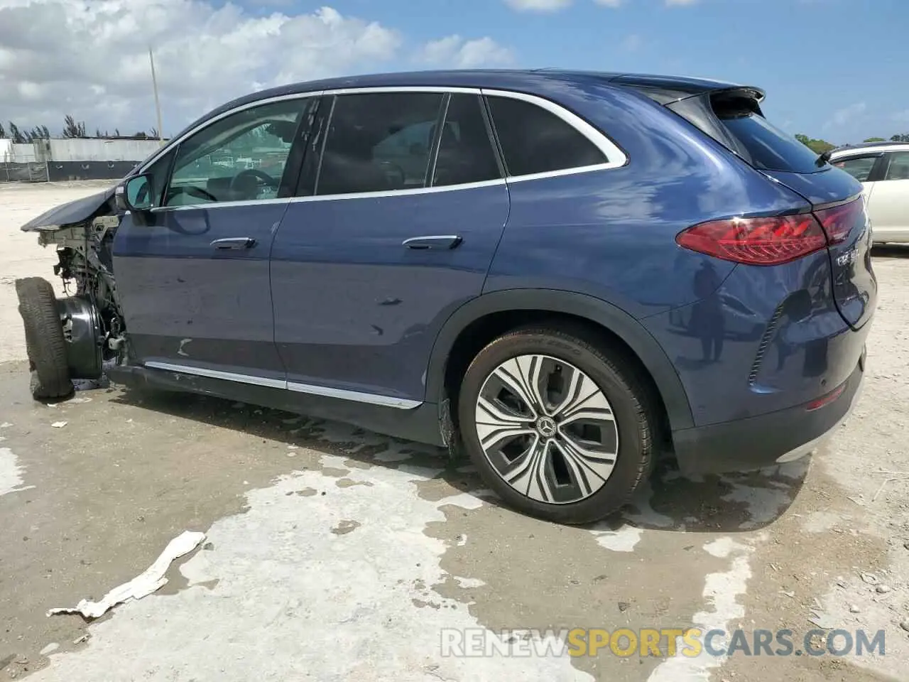 2 Photograph of a damaged car 4JGGM1CB9PA037764 MERCEDES-BENZ EQE SUV 35 2023