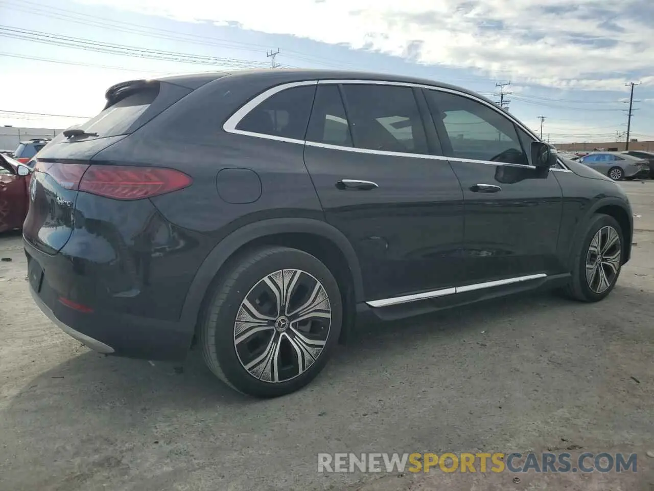 3 Photograph of a damaged car 4JGGM1CBXPA011237 MERCEDES-BENZ EQE SUV 35 2023