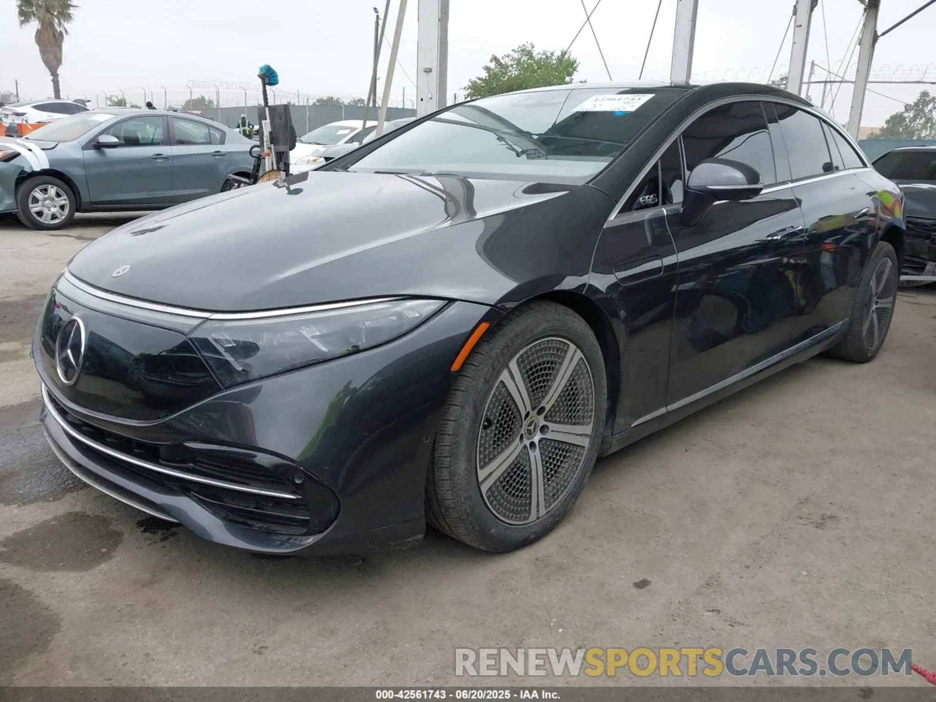 2 Photograph of a damaged car W1KCG2DB0PA032988 MERCEDES-BENZ EQS 450+ 2023