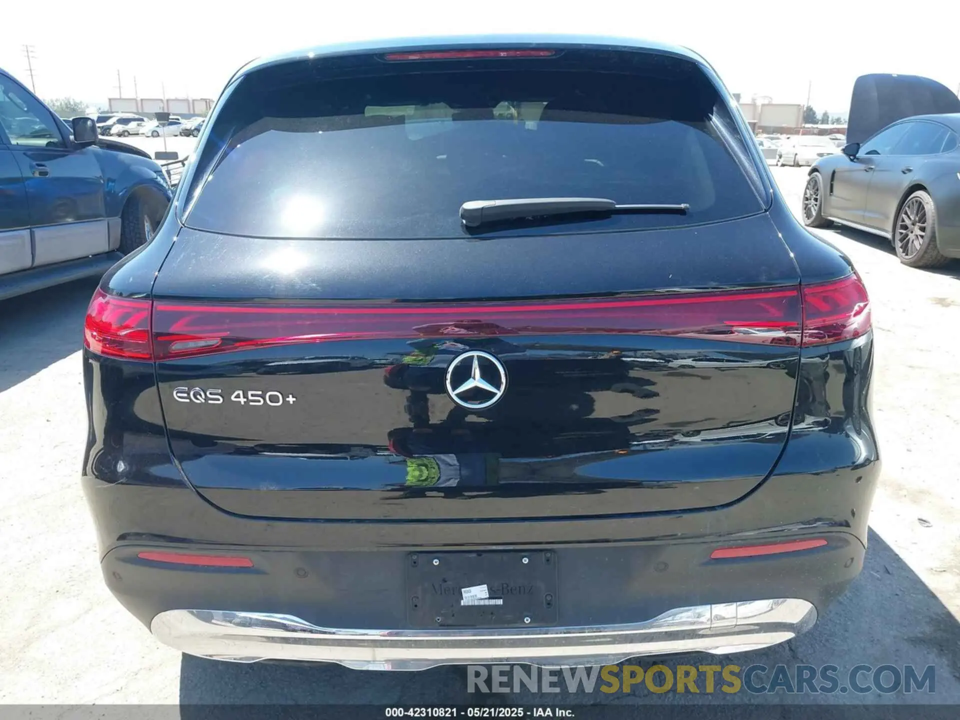 17 Photograph of a damaged car 4JGDM2DB2PA029836 MERCEDES-BENZ EQS 450+ SUV 2023