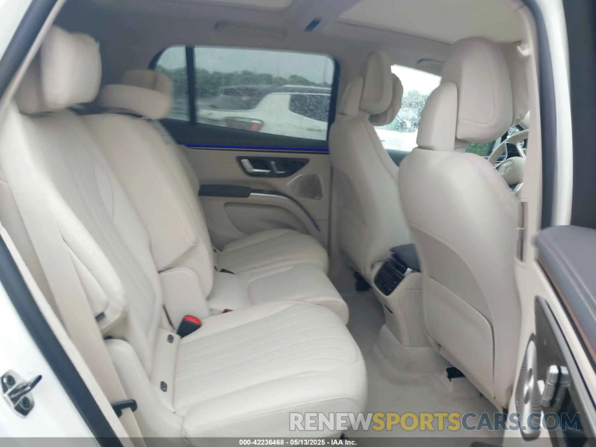 8 Photograph of a damaged car 4JGDM2EBXPA015987 MERCEDES-BENZ EQS 450 SUV 2023