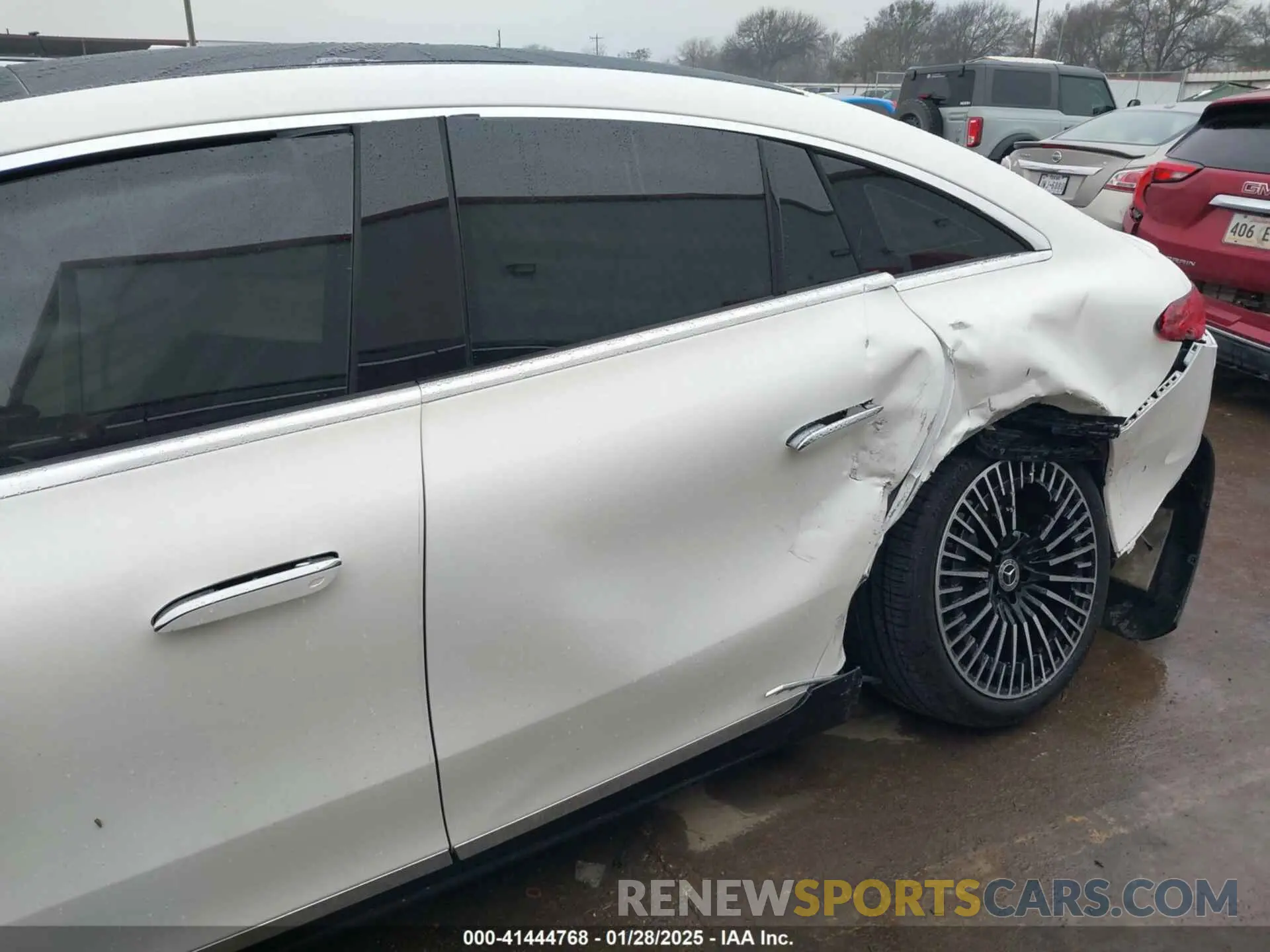 6 Photograph of a damaged car W1KCG4EB8PA037334 MERCEDES-BENZ EQS 580 2023