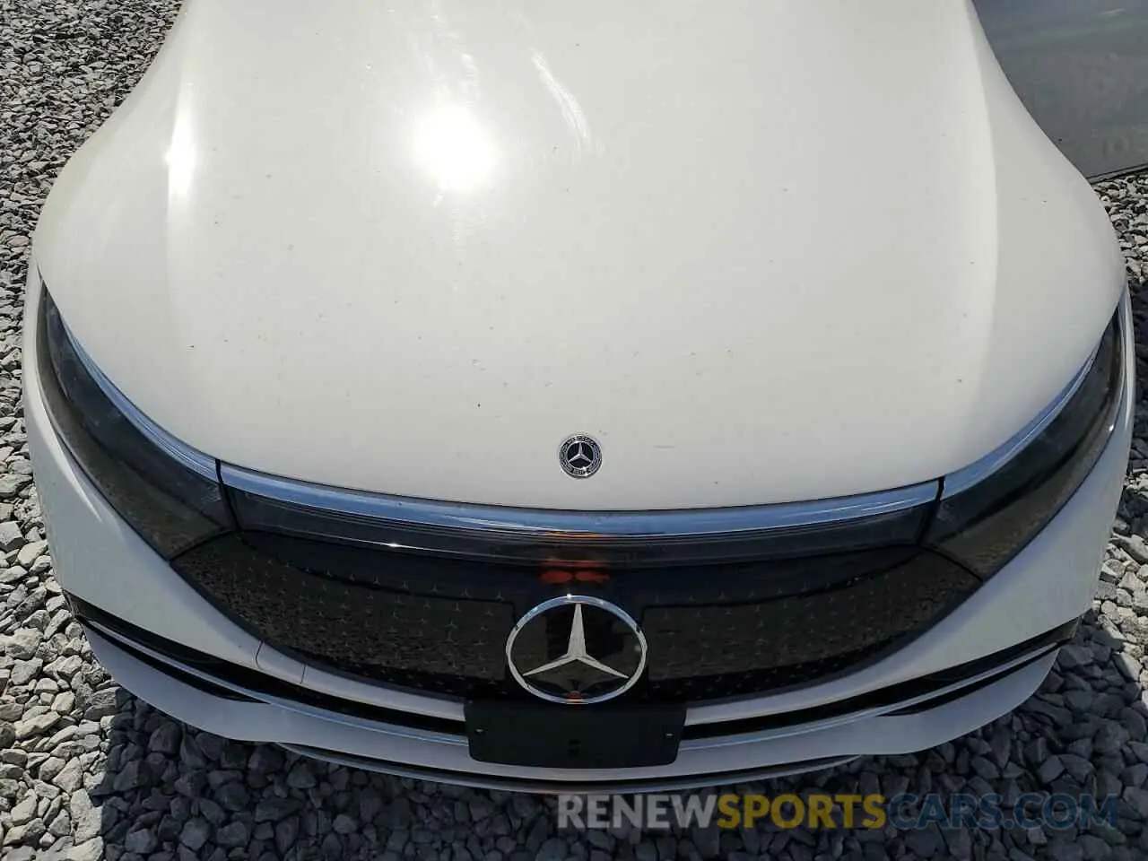 11 Photograph of a damaged car W1KCG2DB9NA005009 MERCEDES-BENZ EQS SEDAN 2022