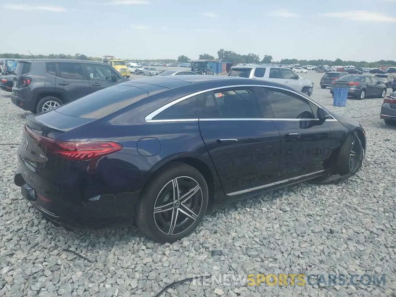 3 Photograph of a damaged car W1KCG4EB1NA021781 MERCEDES-BENZ EQS SEDAN 2022