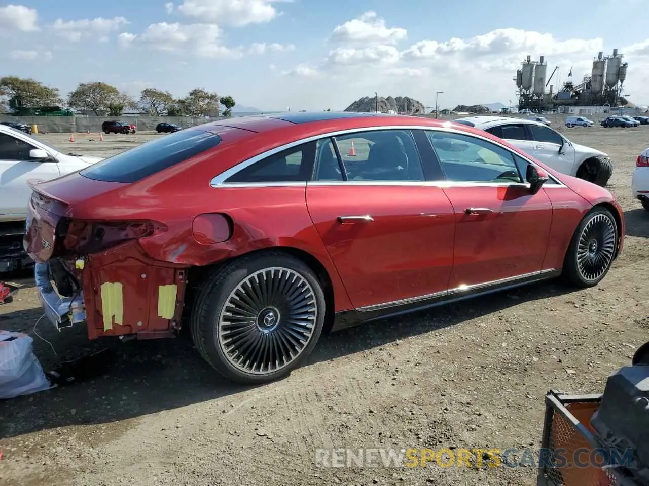 3 Photograph of a damaged car W1KCG5FB0NA010131 MERCEDES-BENZ EQS SEDAN 2022